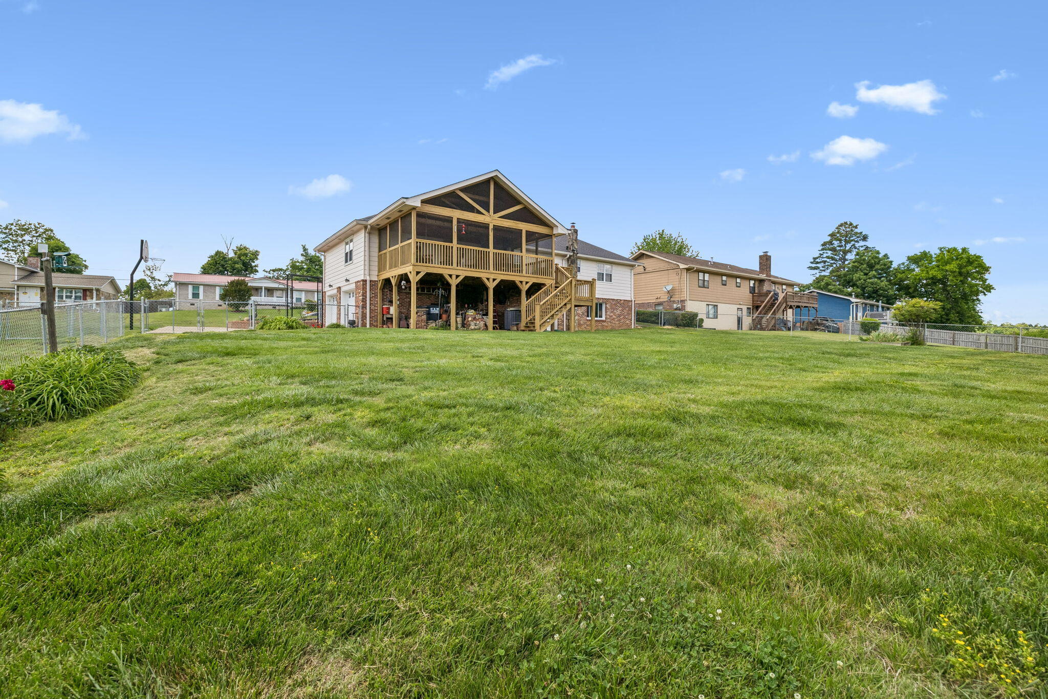 2804 Saint Lawrence Road