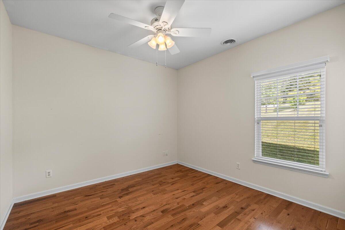 9619 Scarlet Oak Lane, 40