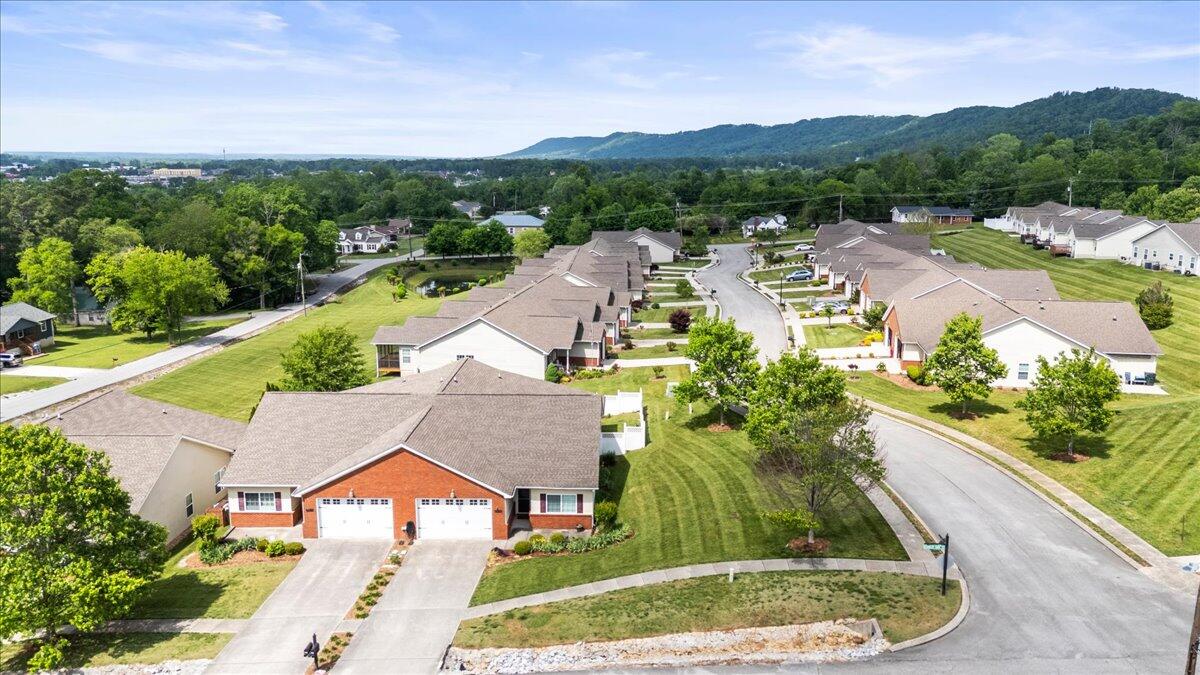 9619 Scarlet Oak Lane, 40