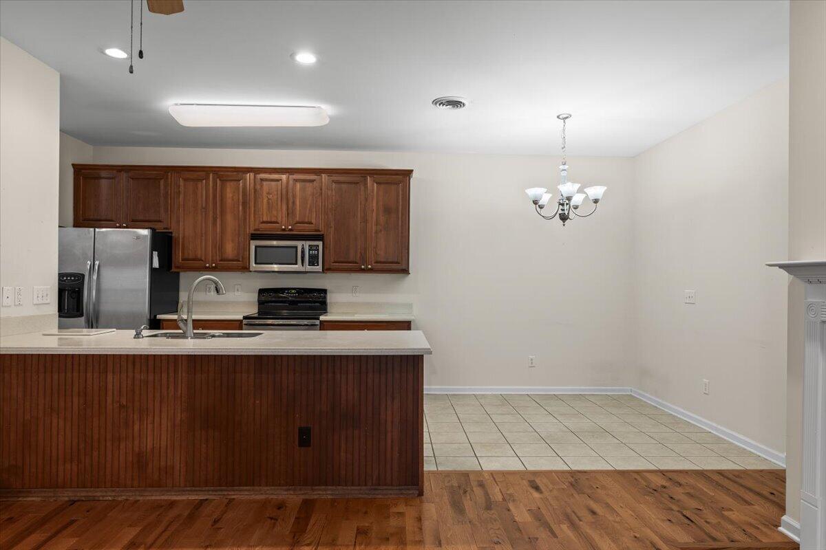 9619 Scarlet Oak Lane, 40