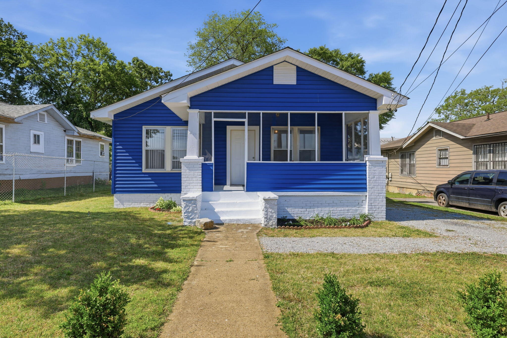 2602 E 37th Street