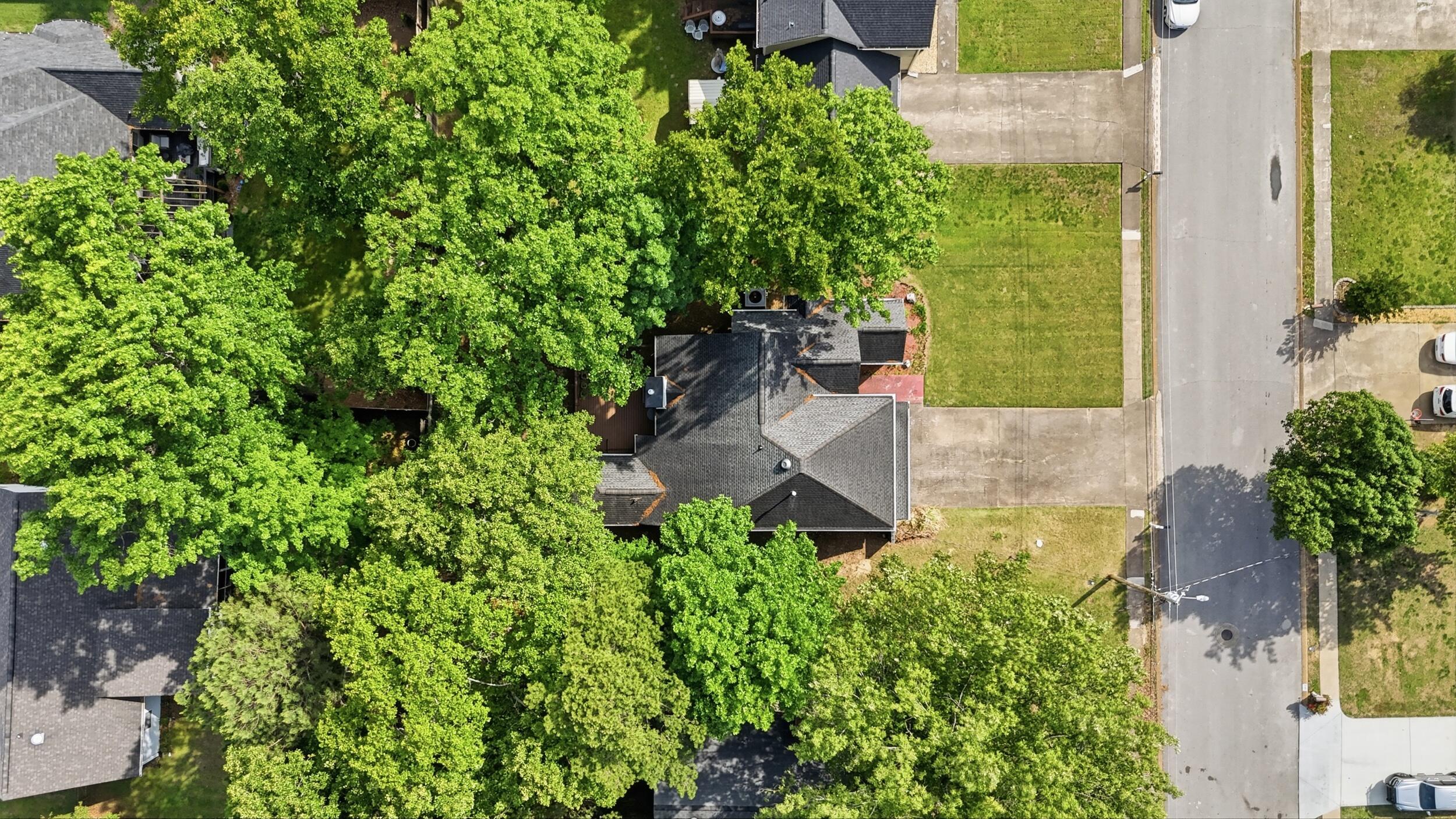 2418 Charleston Square