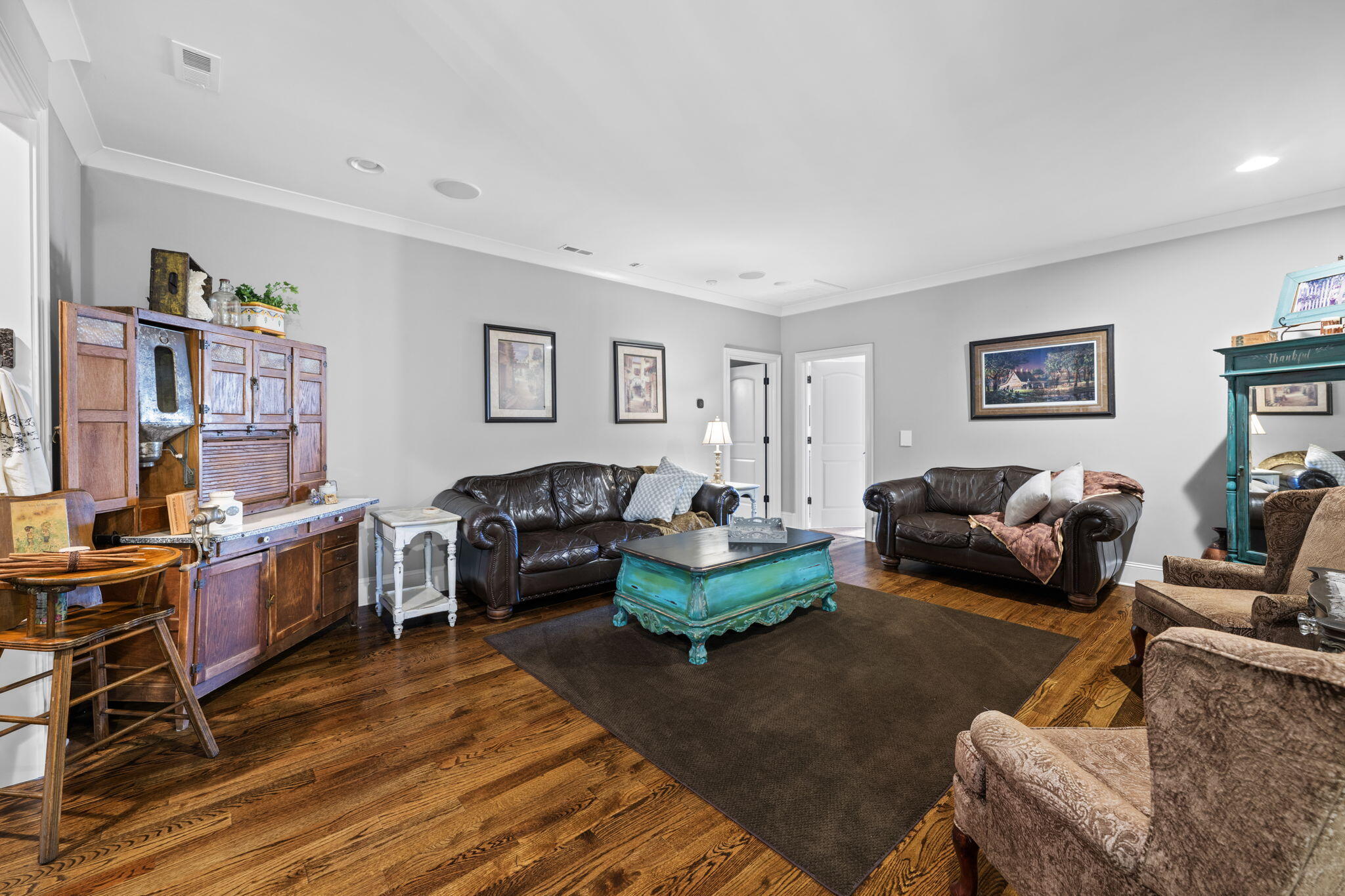 7890 Lexsaturno Lane
