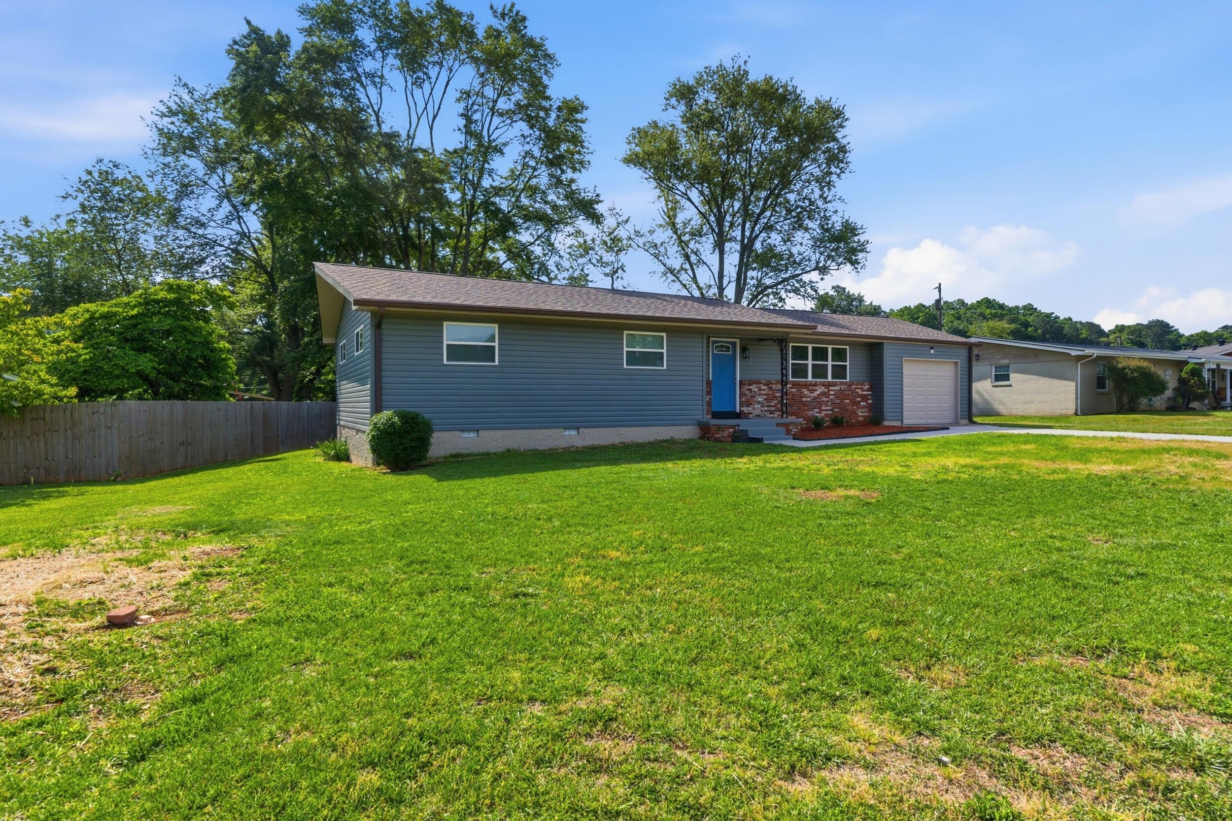 1233 Radmoor Drive