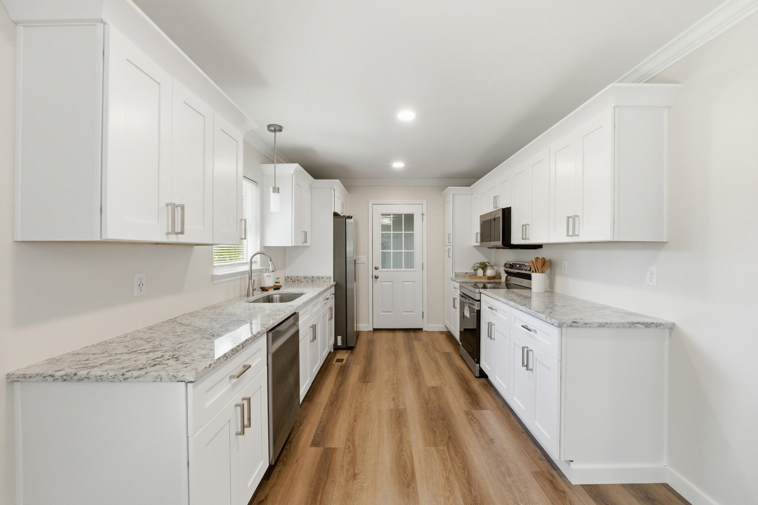 1233 Radmoor Drive