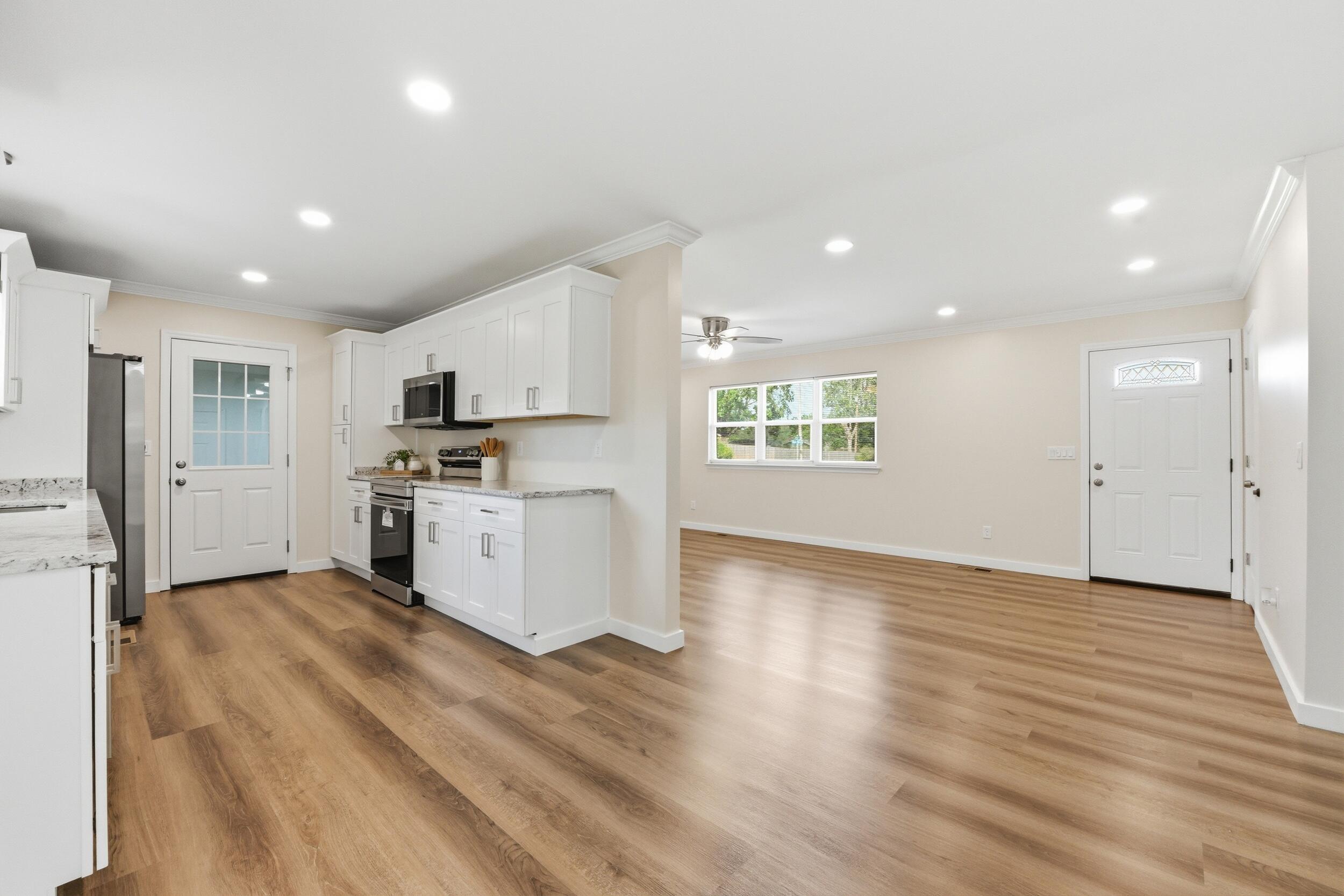 1233 Radmoor Drive
