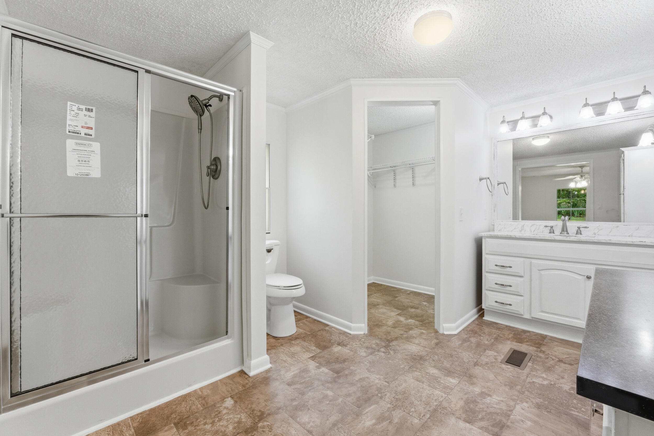 2404 Dove Lane