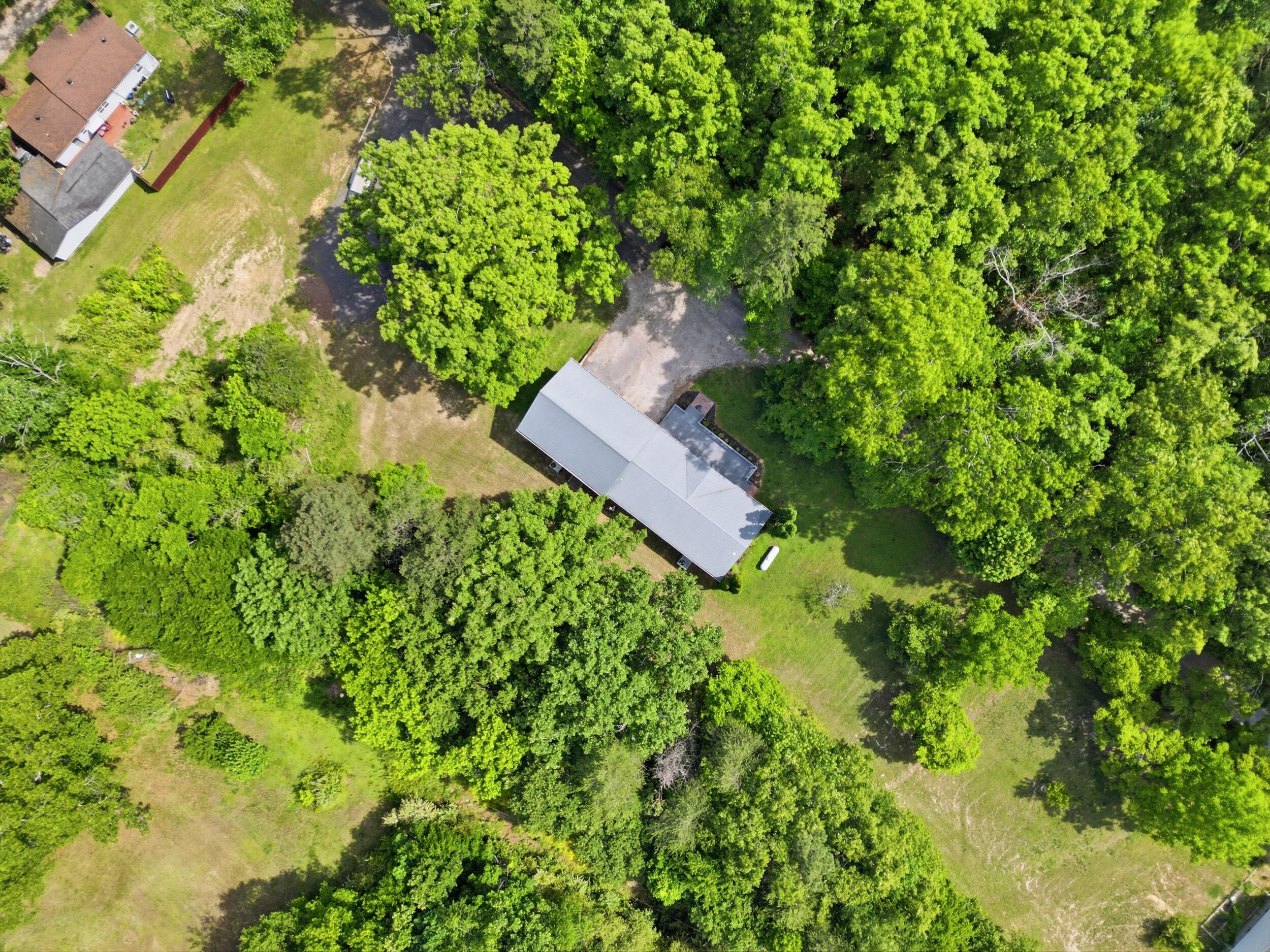 2404 Dove Lane