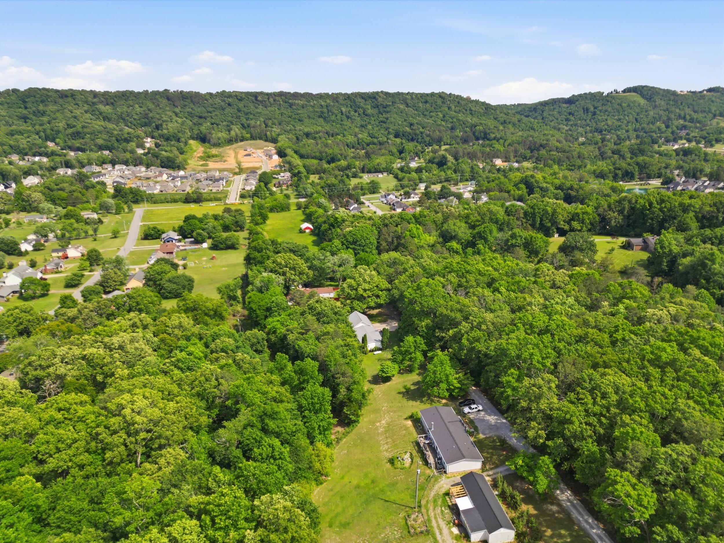 2404 Dove Lane