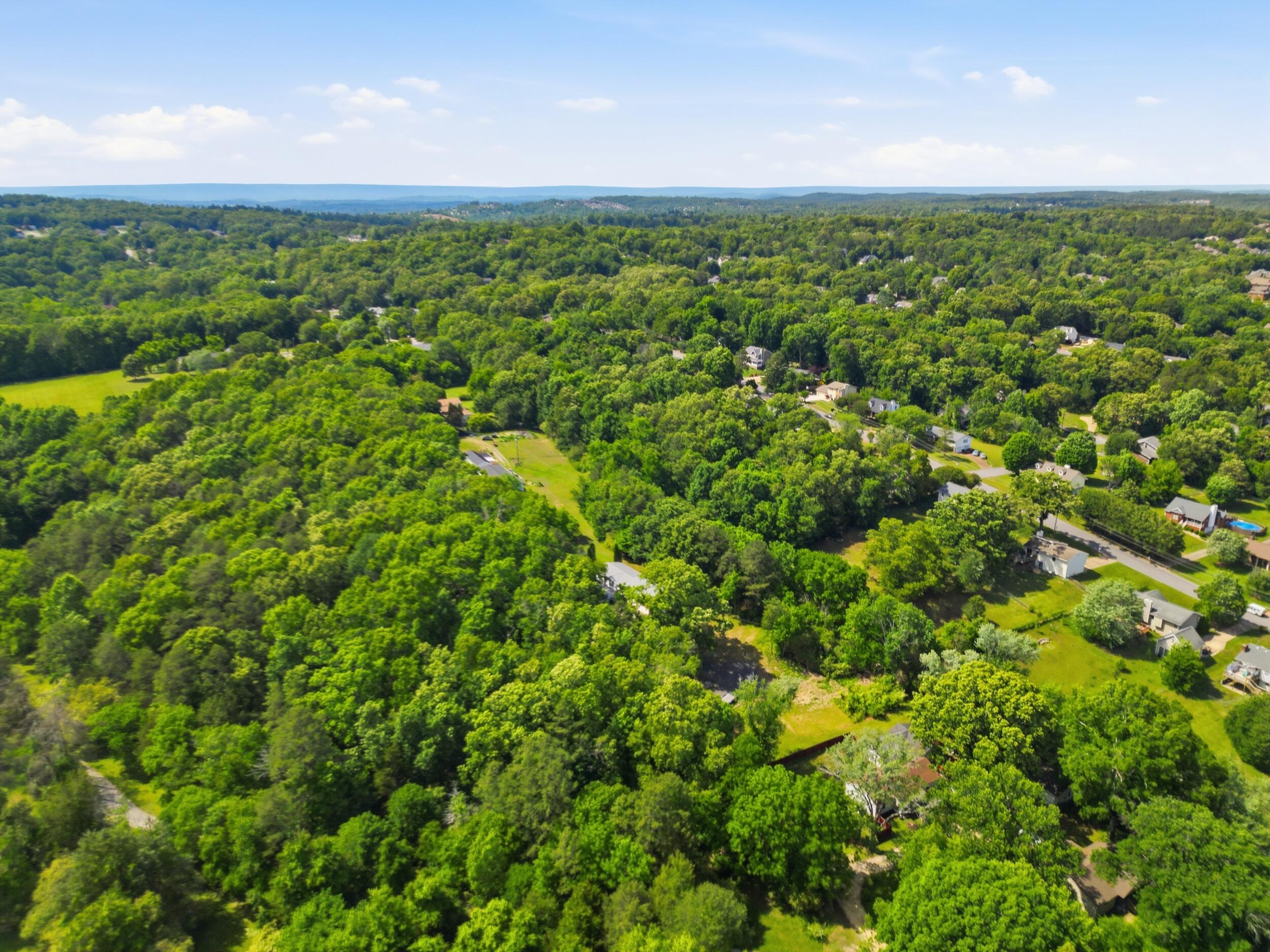 2404 Dove Lane