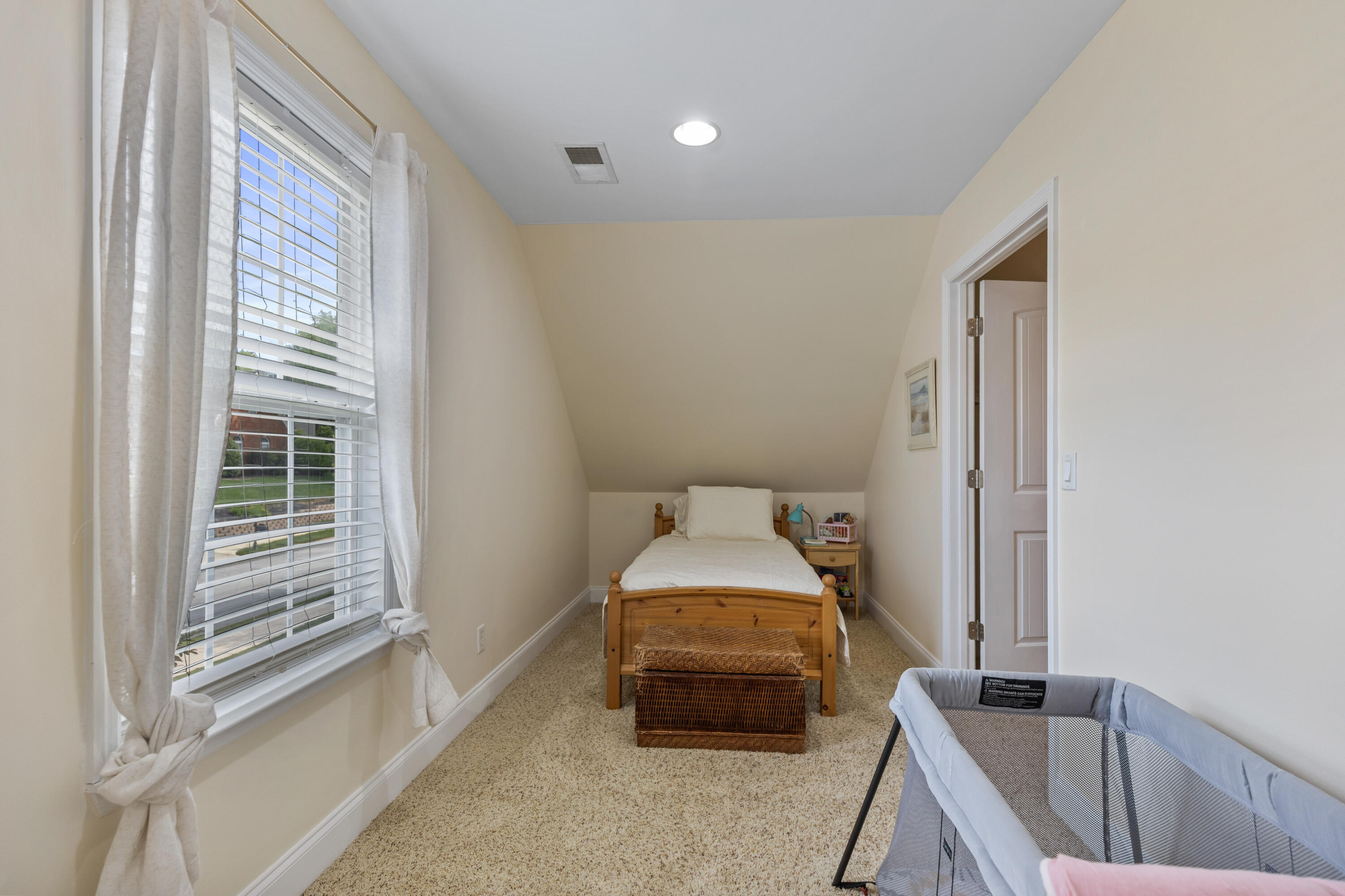 9698 Chaucer Terrace