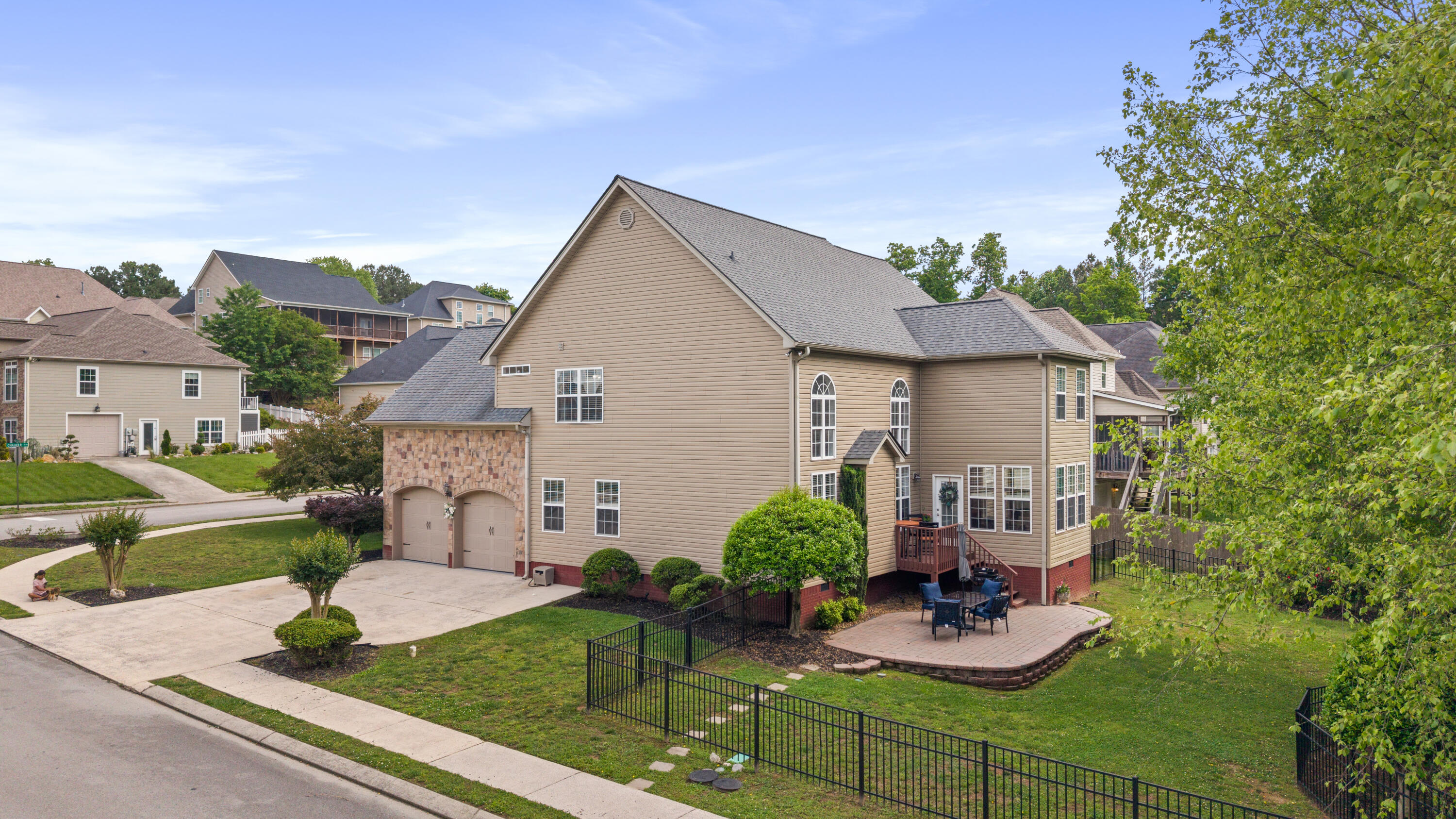 9698 Chaucer Terrace