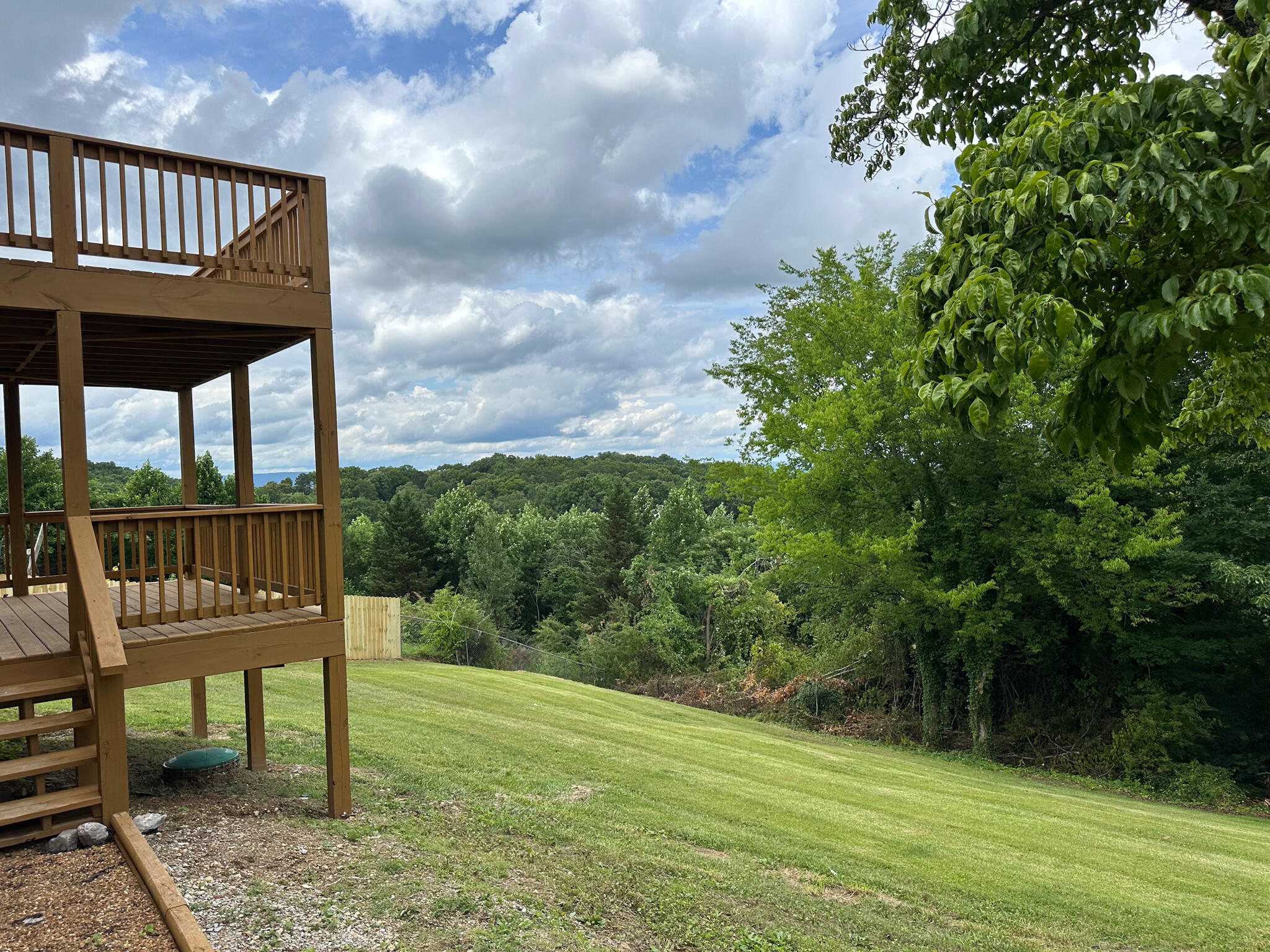 6909 Sandy Cove Drive