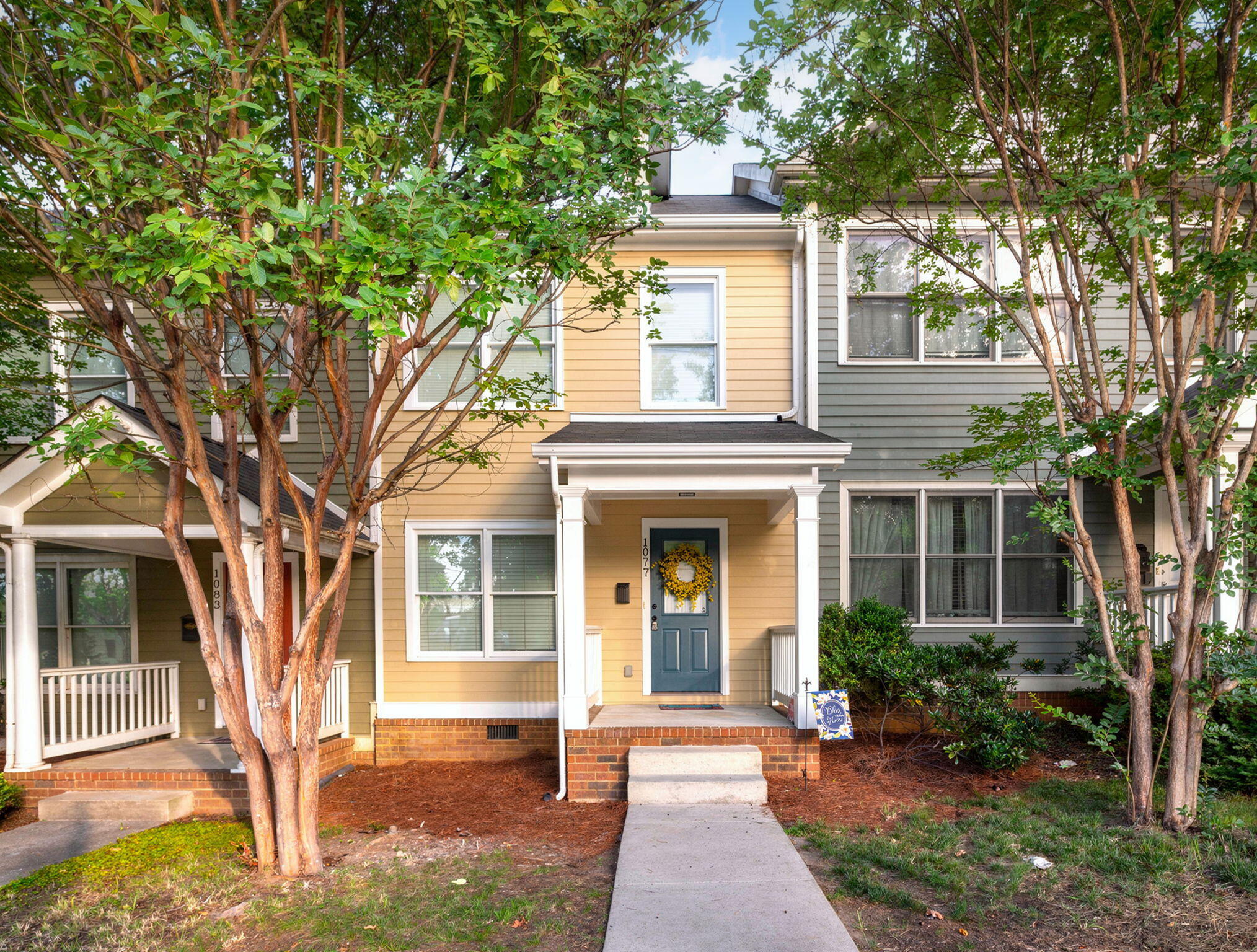 1077 Park Avenue