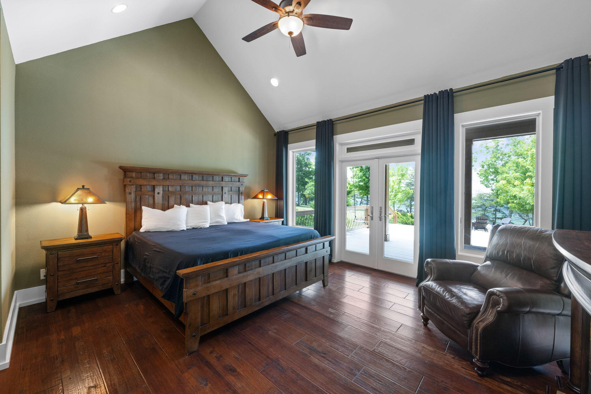 3099 Sunset Drive