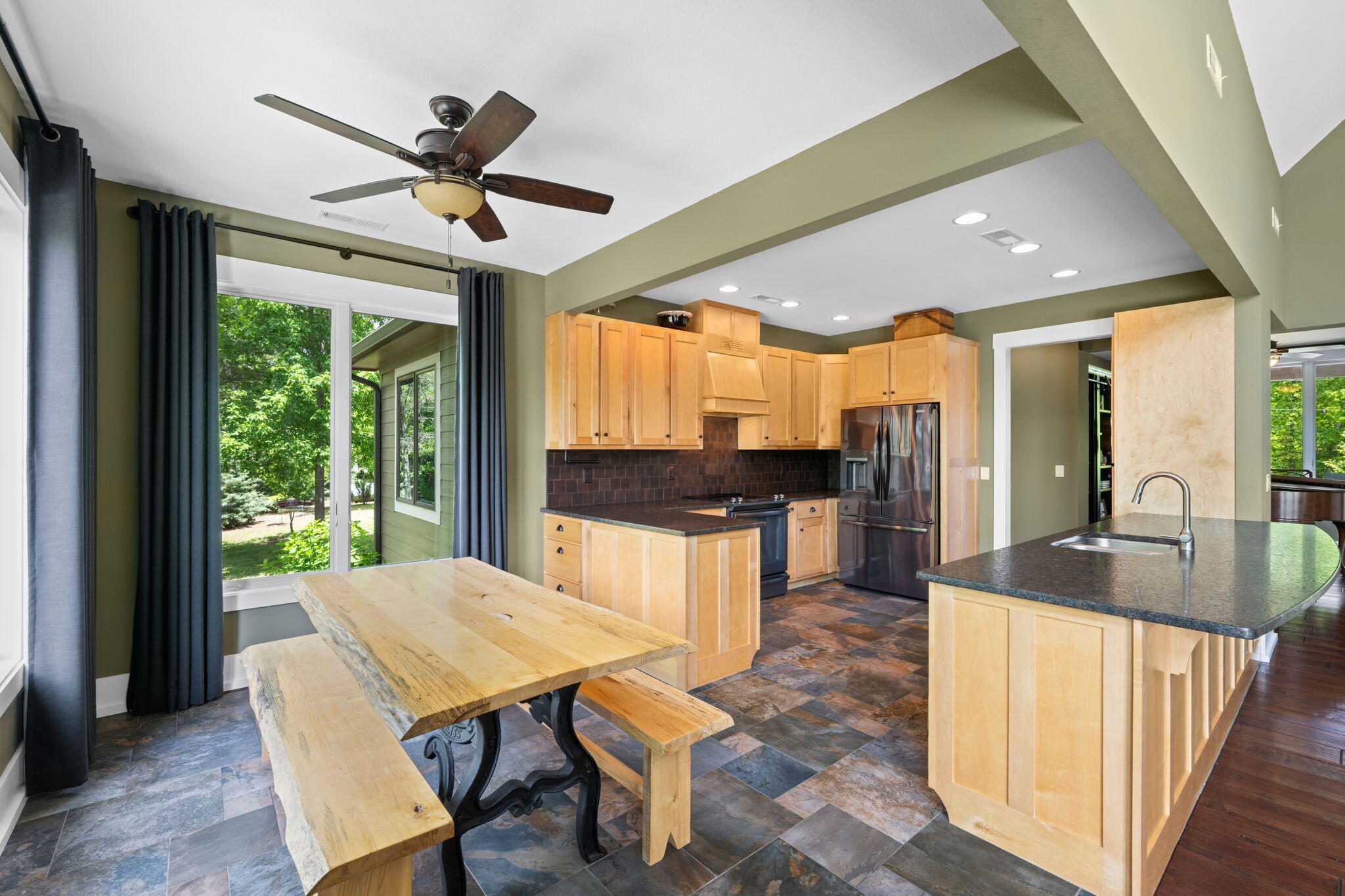 3099 Sunset Drive