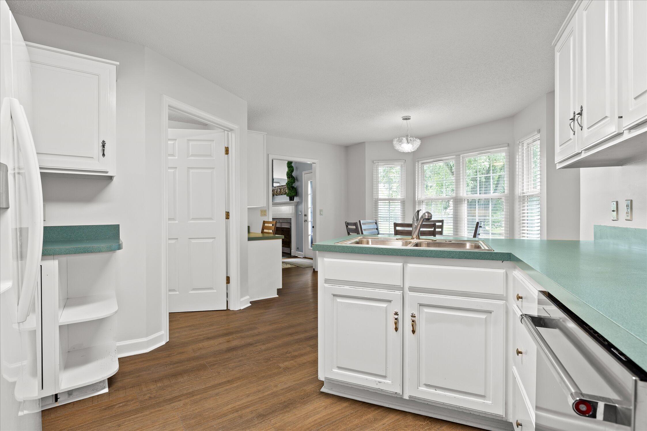 636 Pine Brow Trail