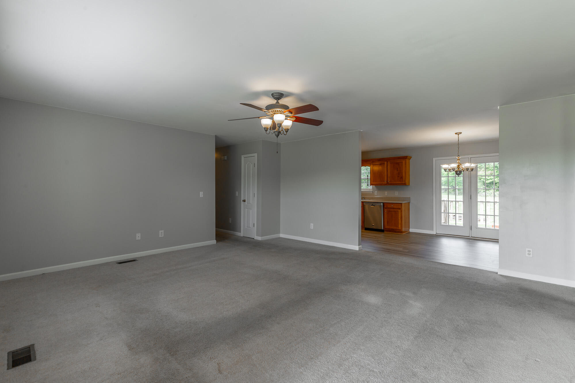 326 Glen Eden Way, LaFayette