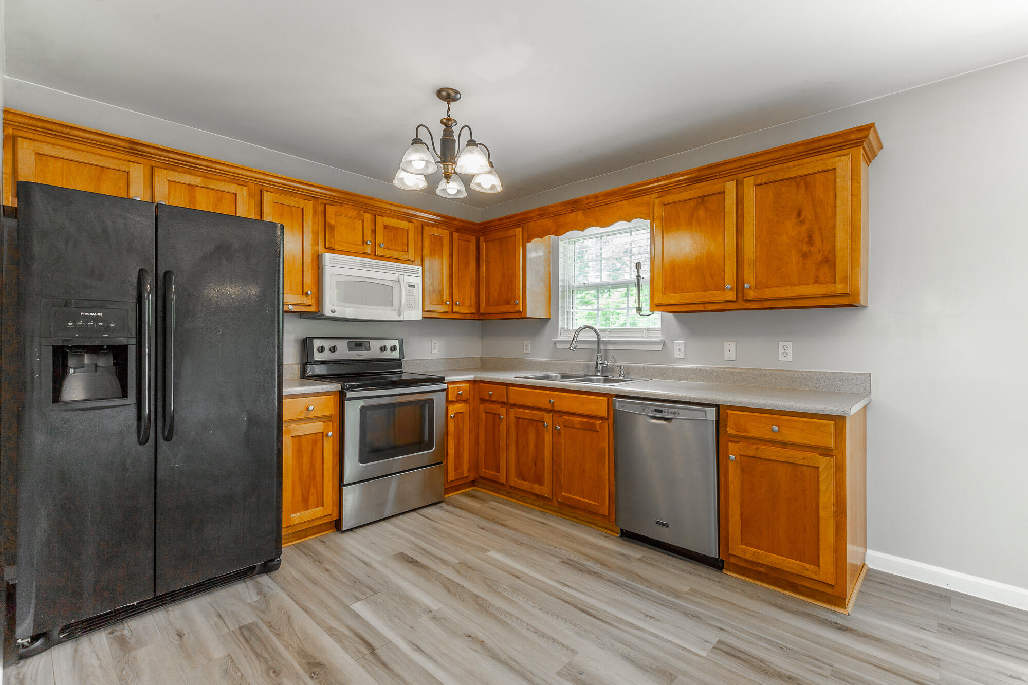 326 Glen Eden Way, LaFayette