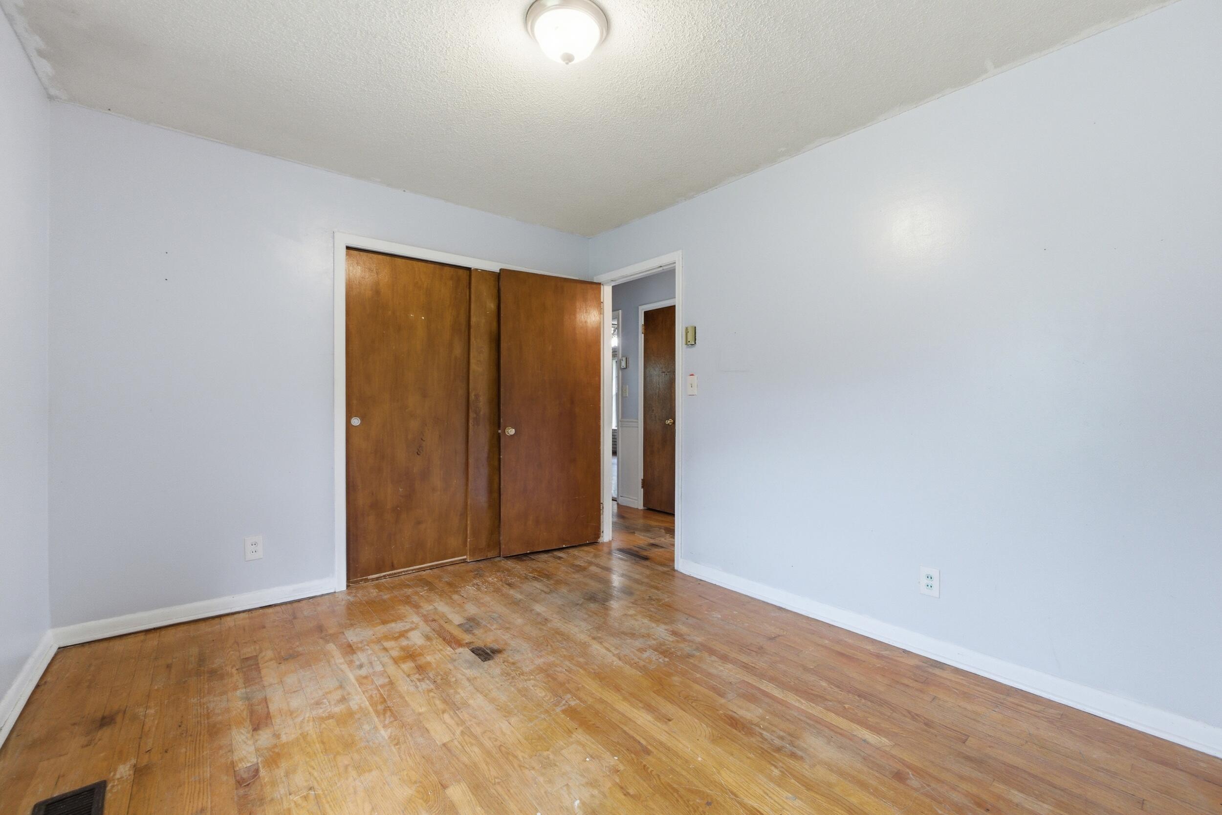 5 Montayne Drive
