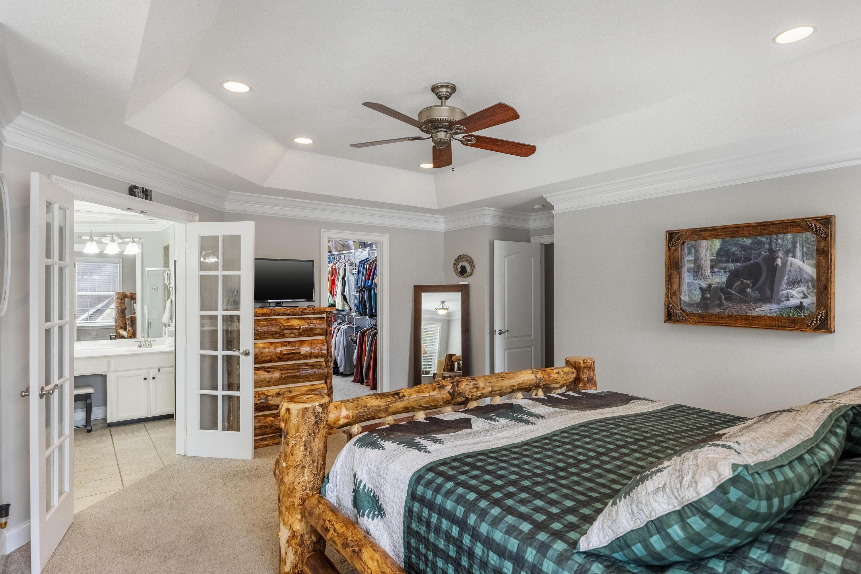 418 Champagne Circle