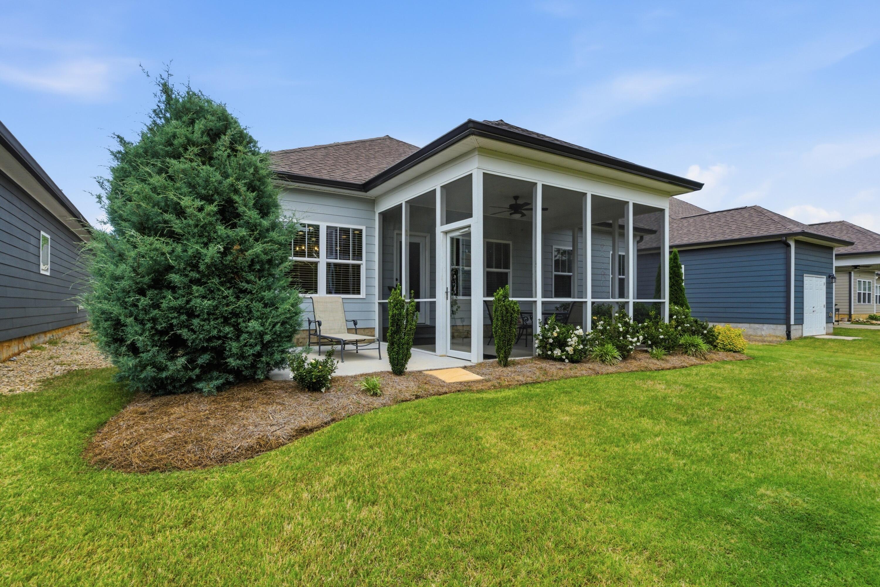 8489 Cherrybark Lane