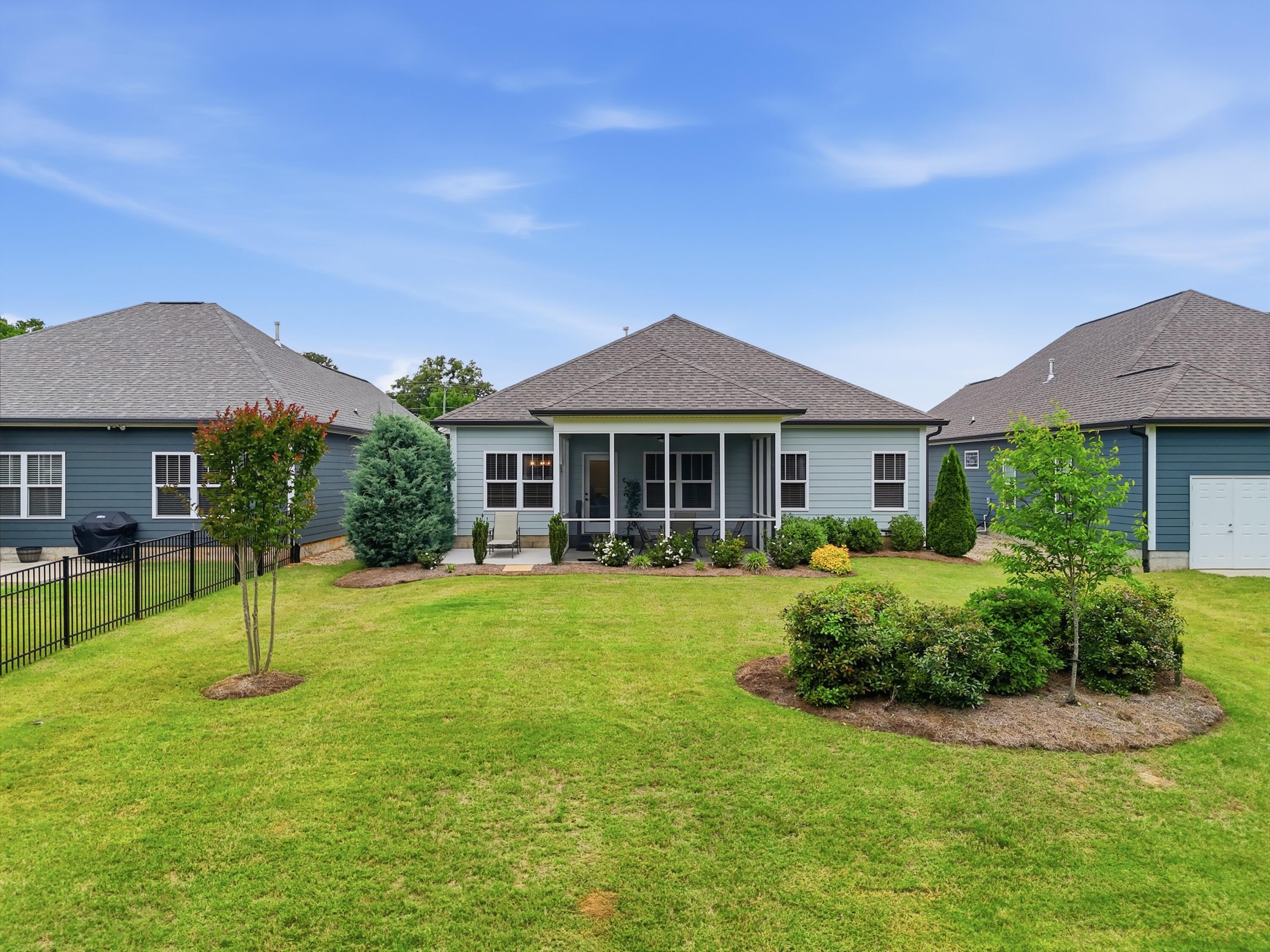 8489 Cherrybark Lane