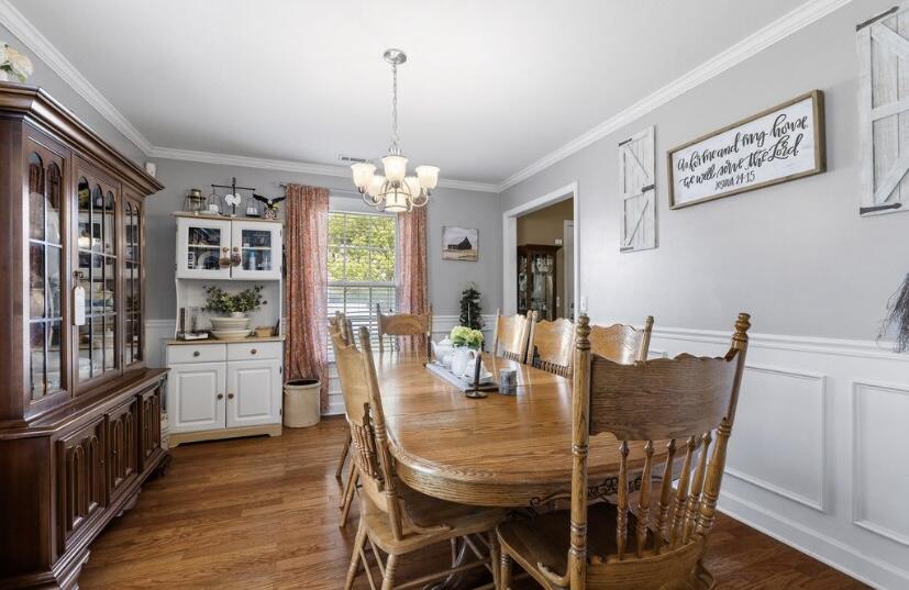 647 Peachtree Circle