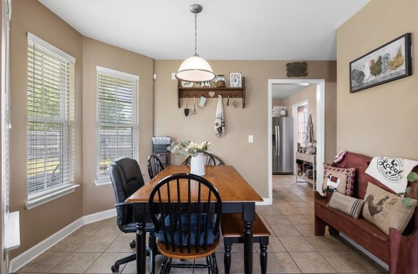 647 Peachtree Circle