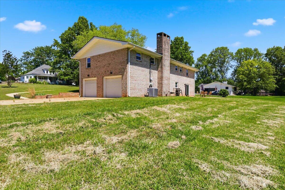 9103 Bay Drive