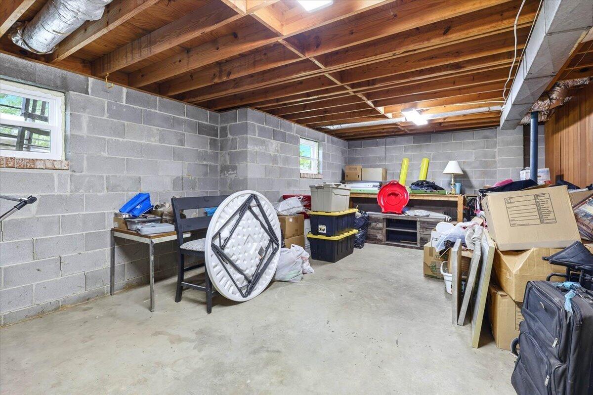 9103 Bay Drive