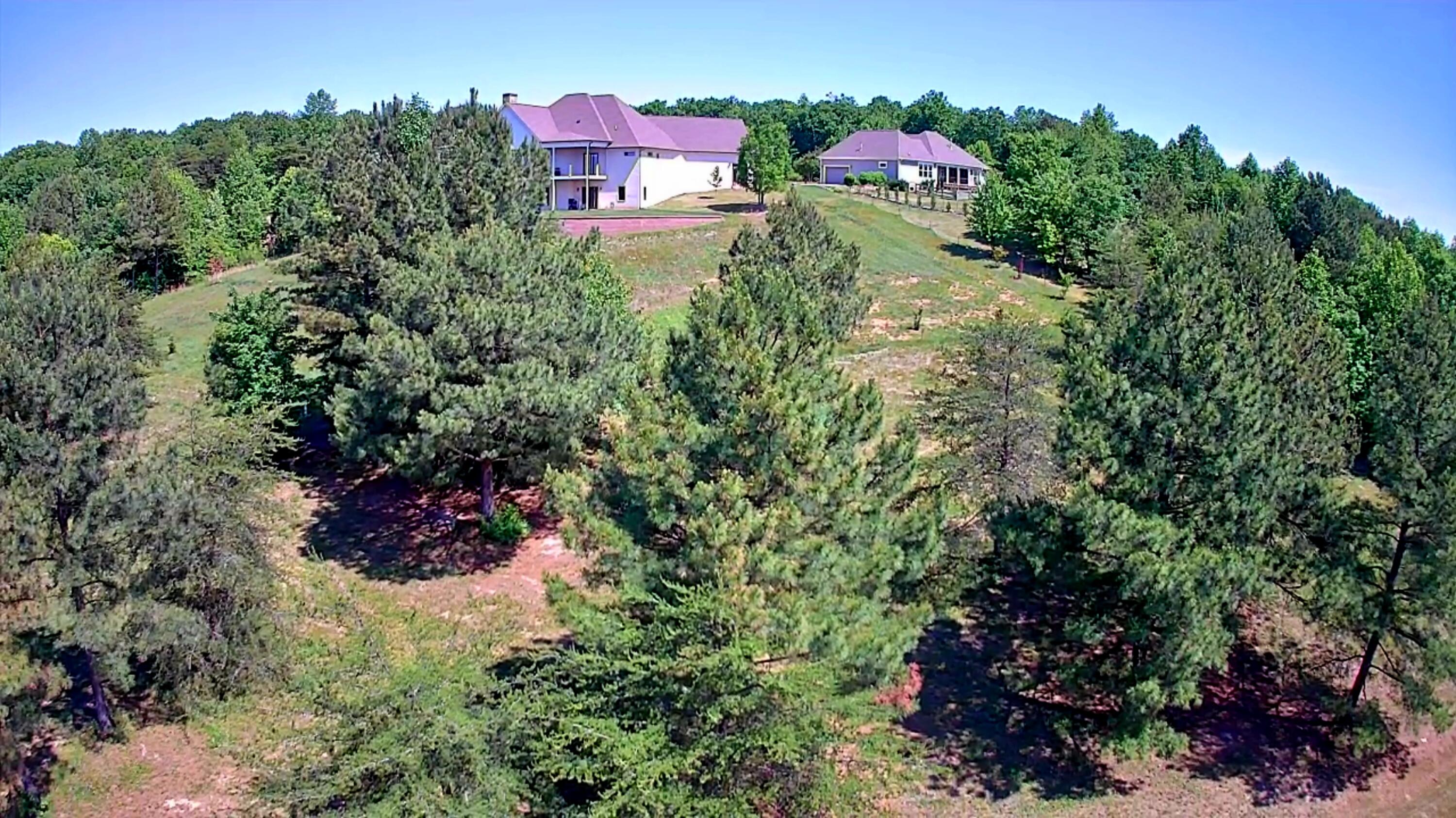 1899 River Bluffs Drive