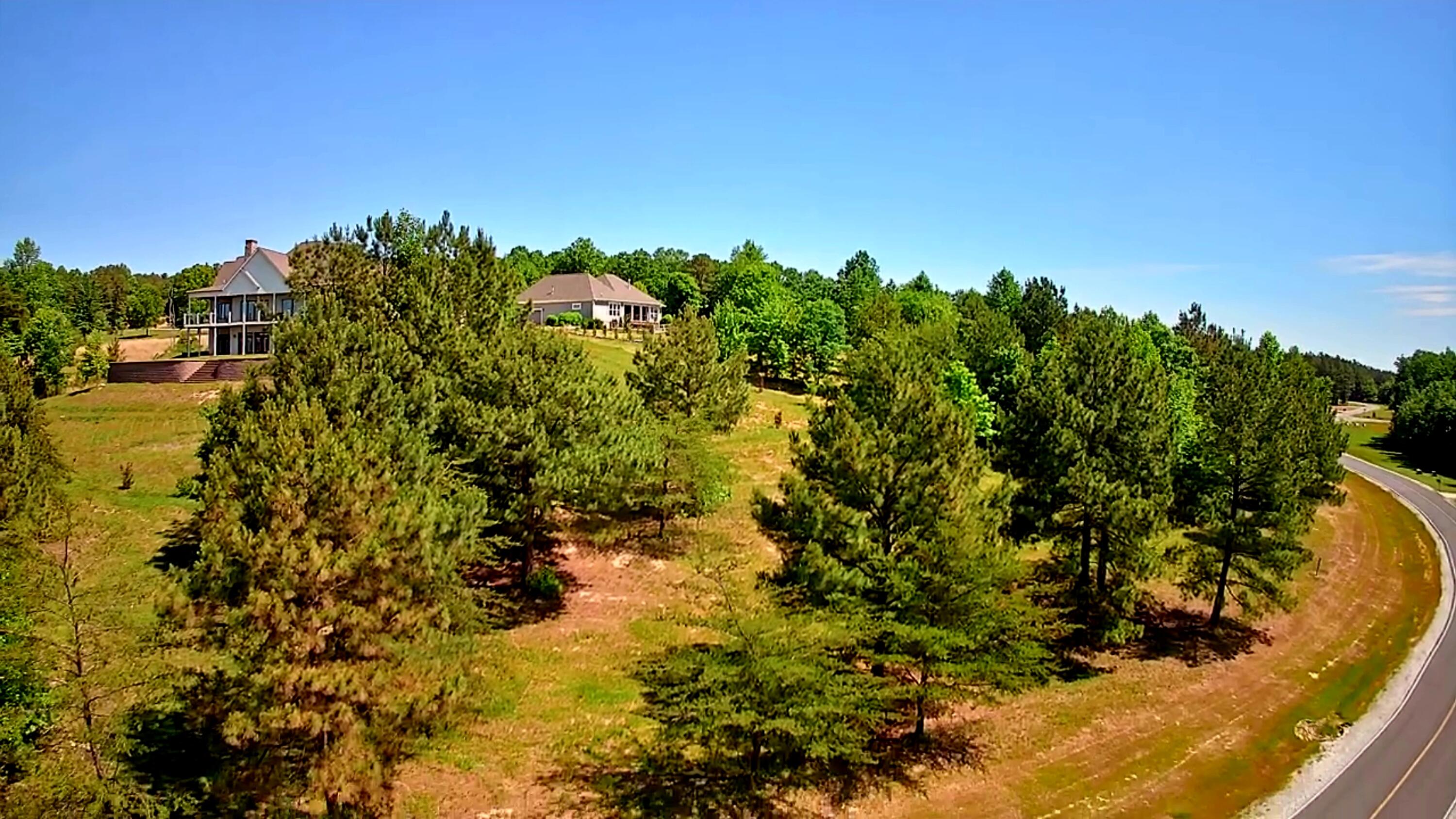 1899 River Bluffs Drive