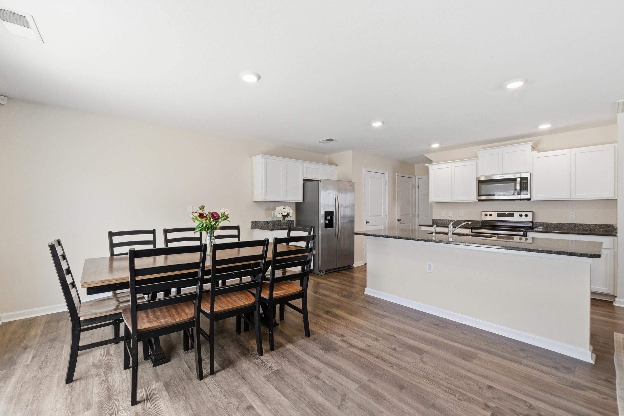 3332 Serenity Drive NE, 42