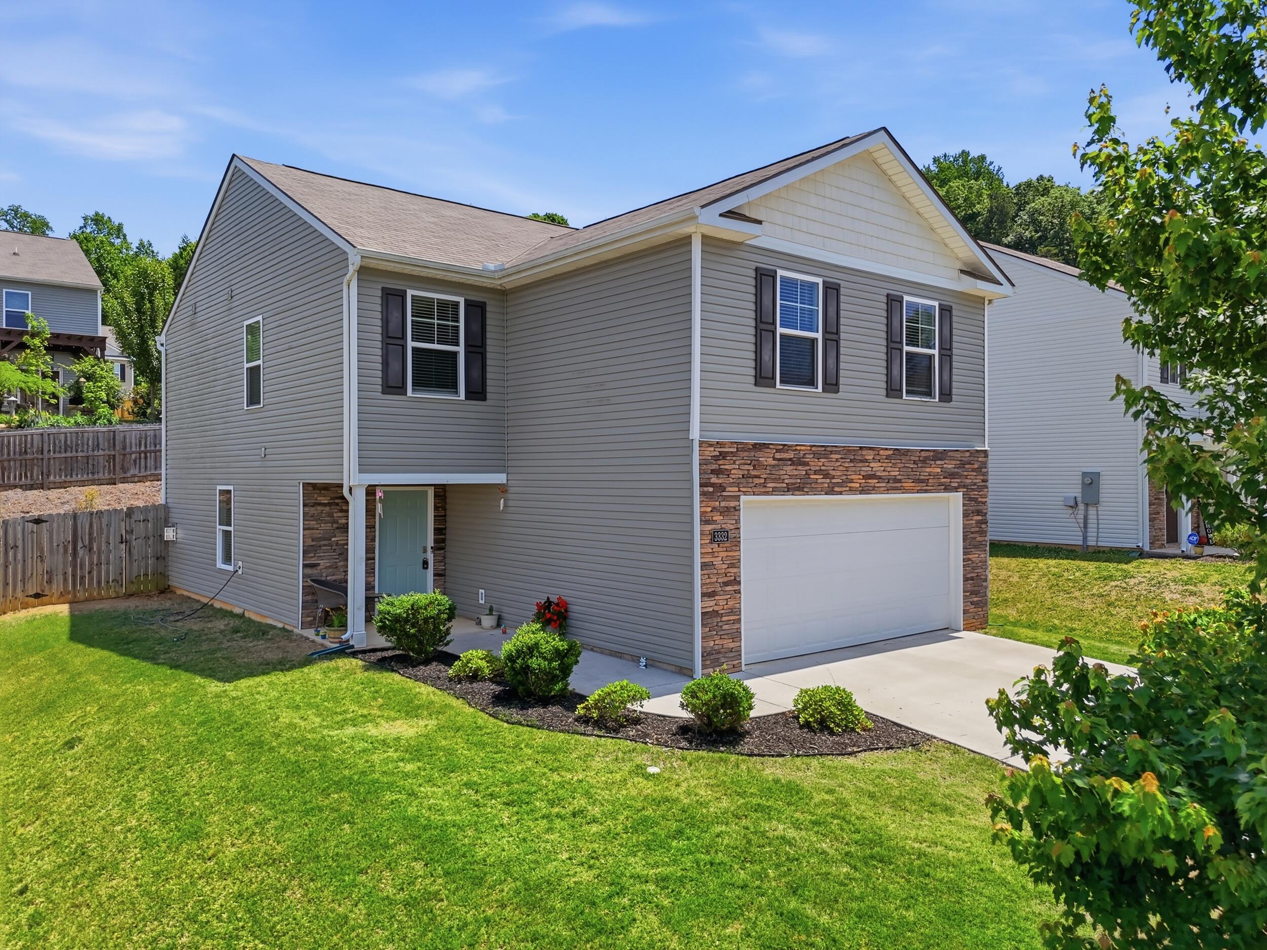 3332 Serenity Drive NE, 42