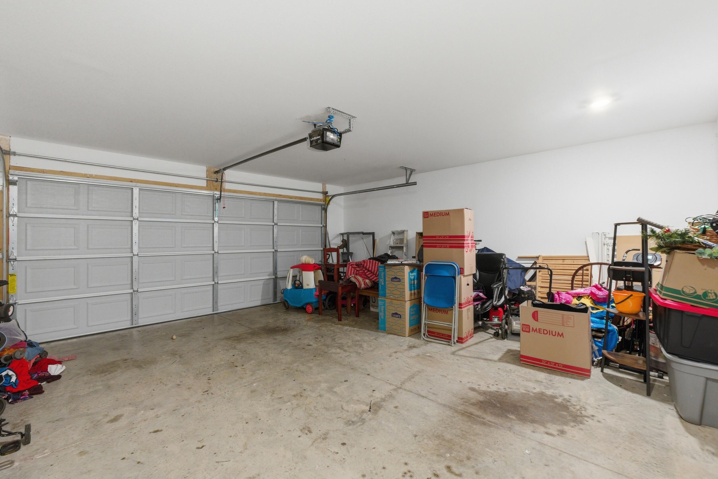 3332 Serenity Drive NE, 42