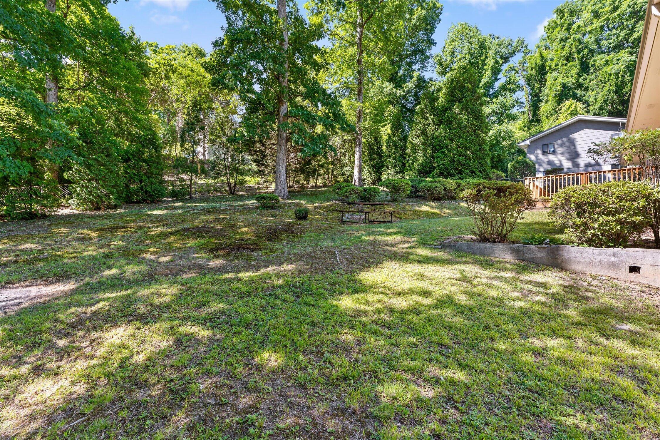 1324 Easy Lane