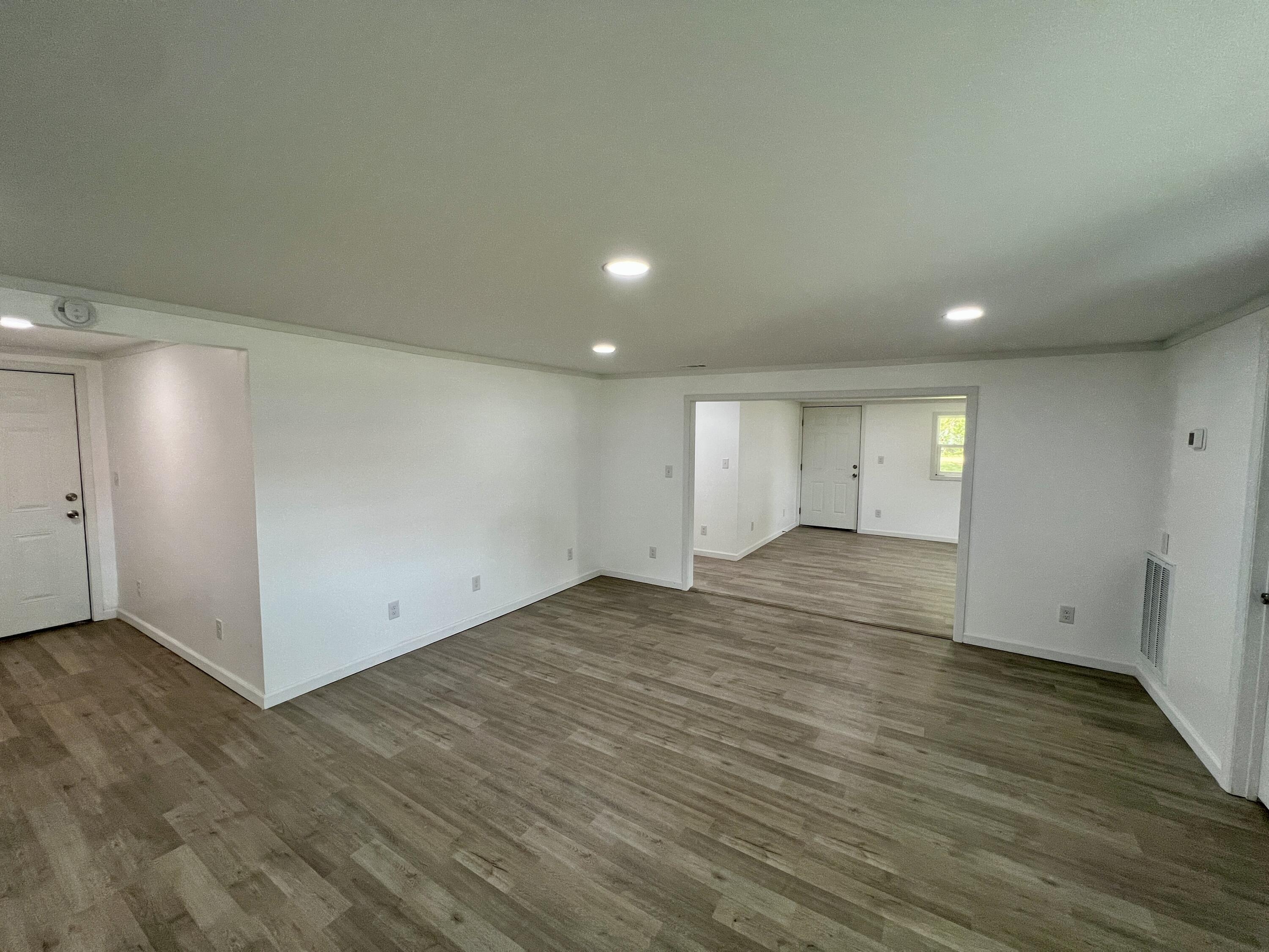 215 Burnett Street