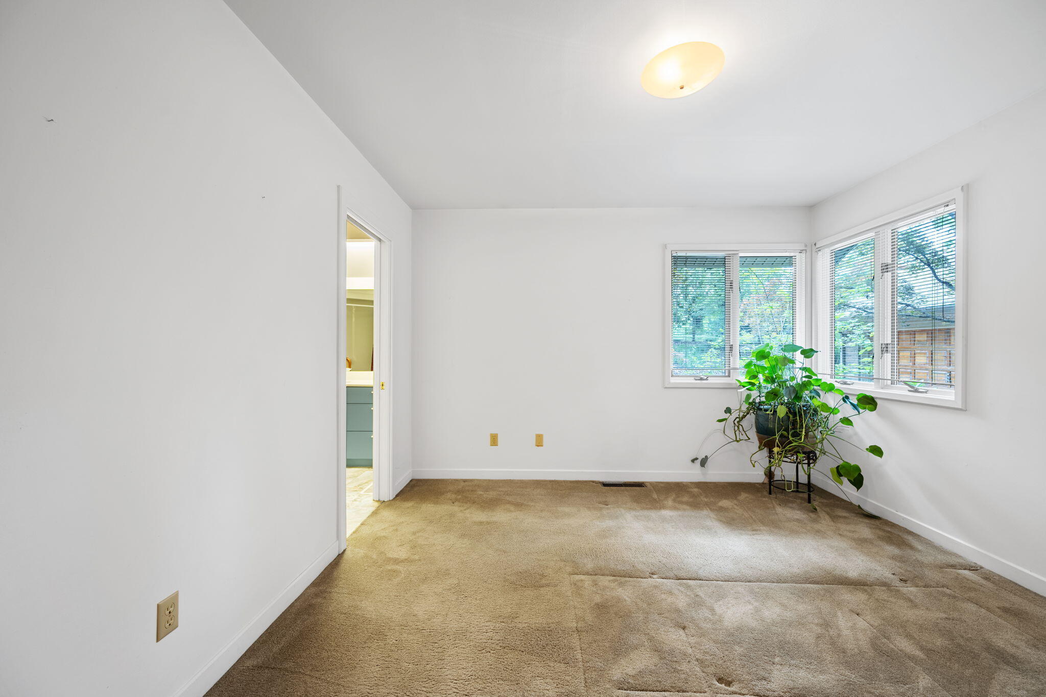 620 Stonebrook Drive