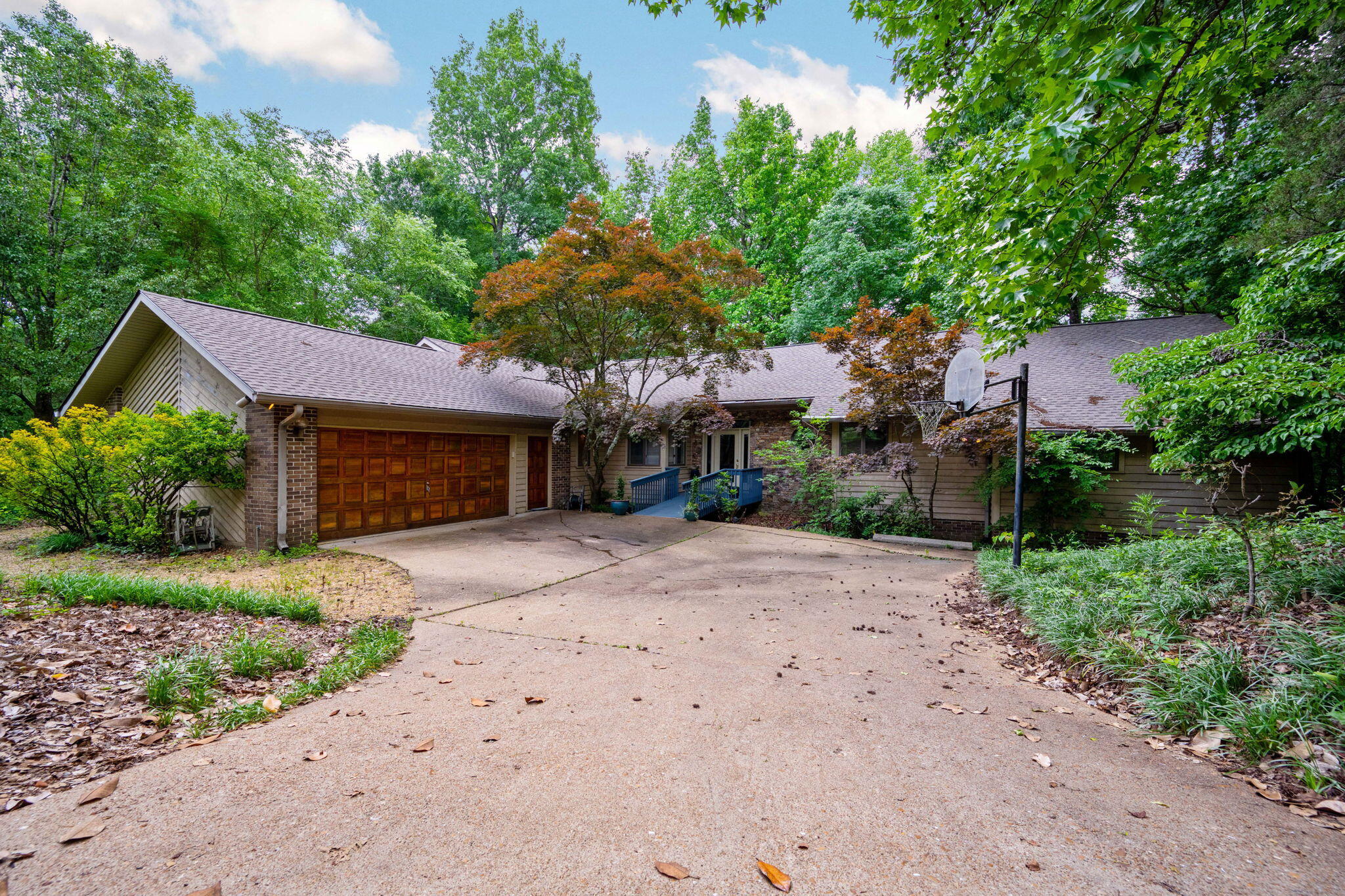 620 Stonebrook Drive