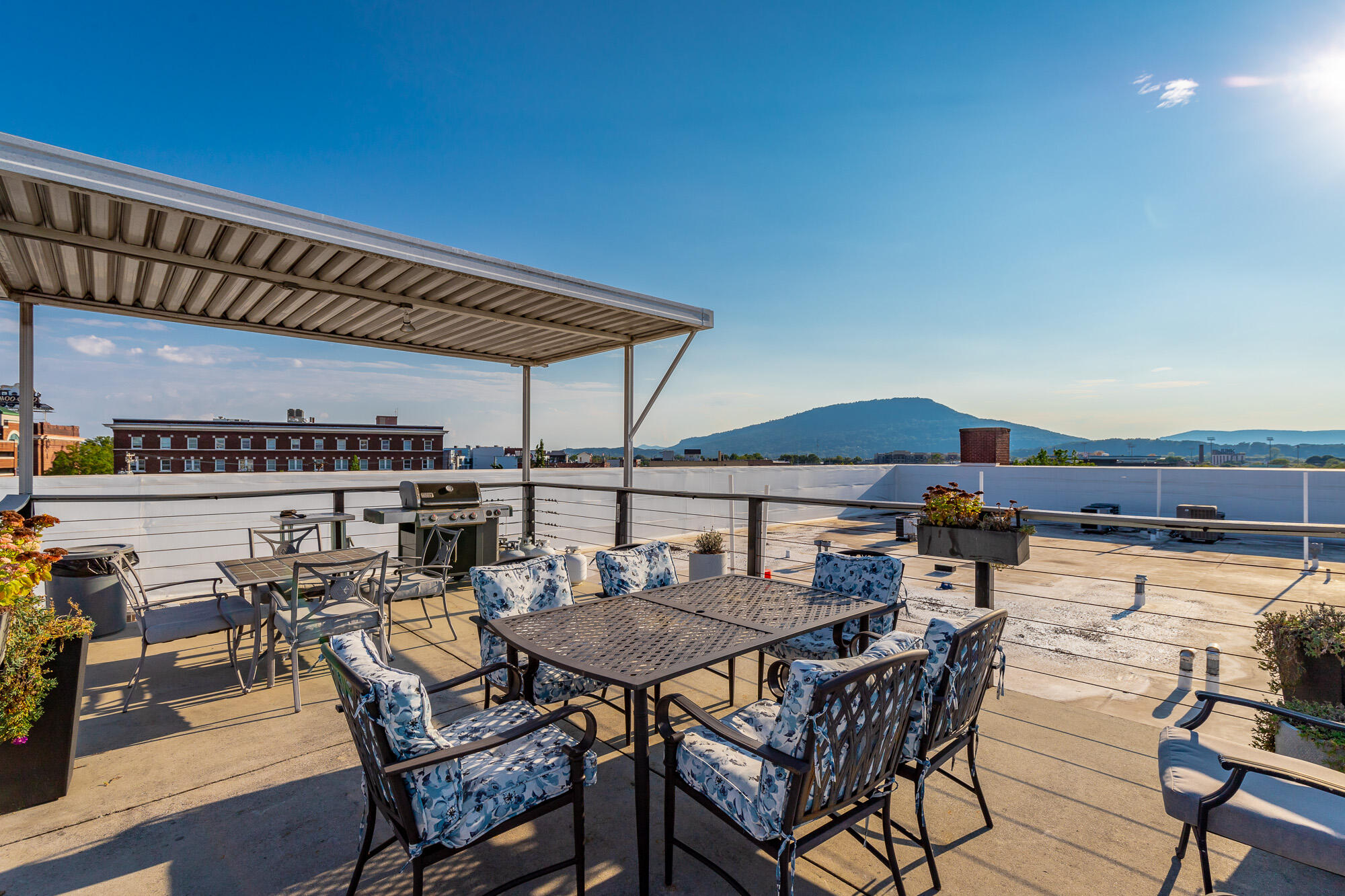 1301 Market Street, 106