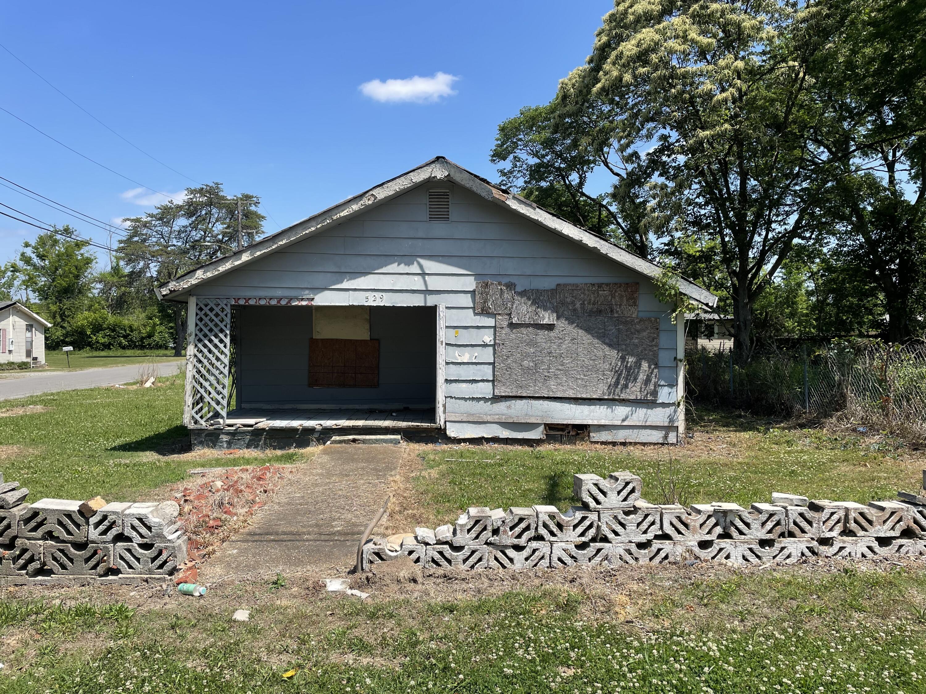 529 W Gordon Avenue