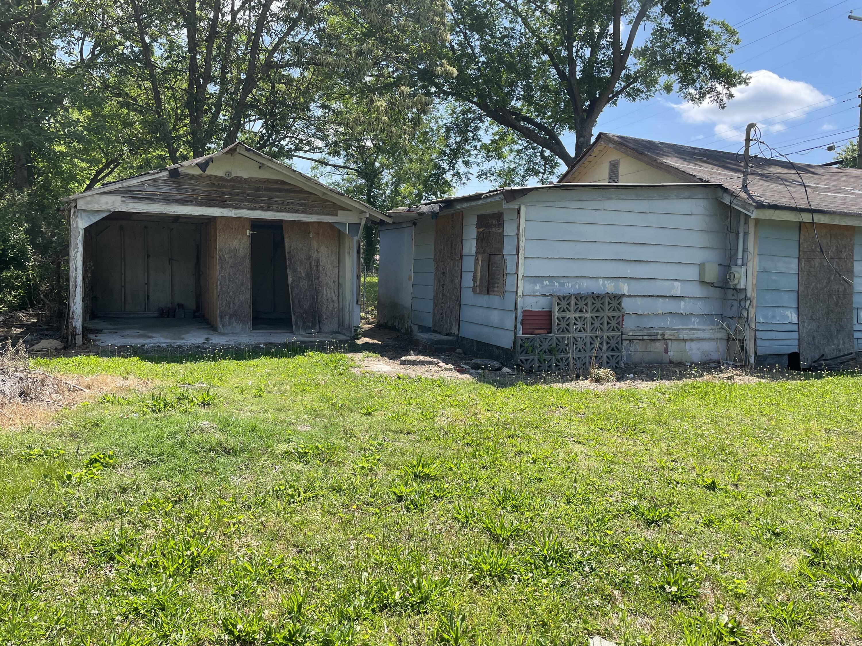 529 W Gordon Avenue