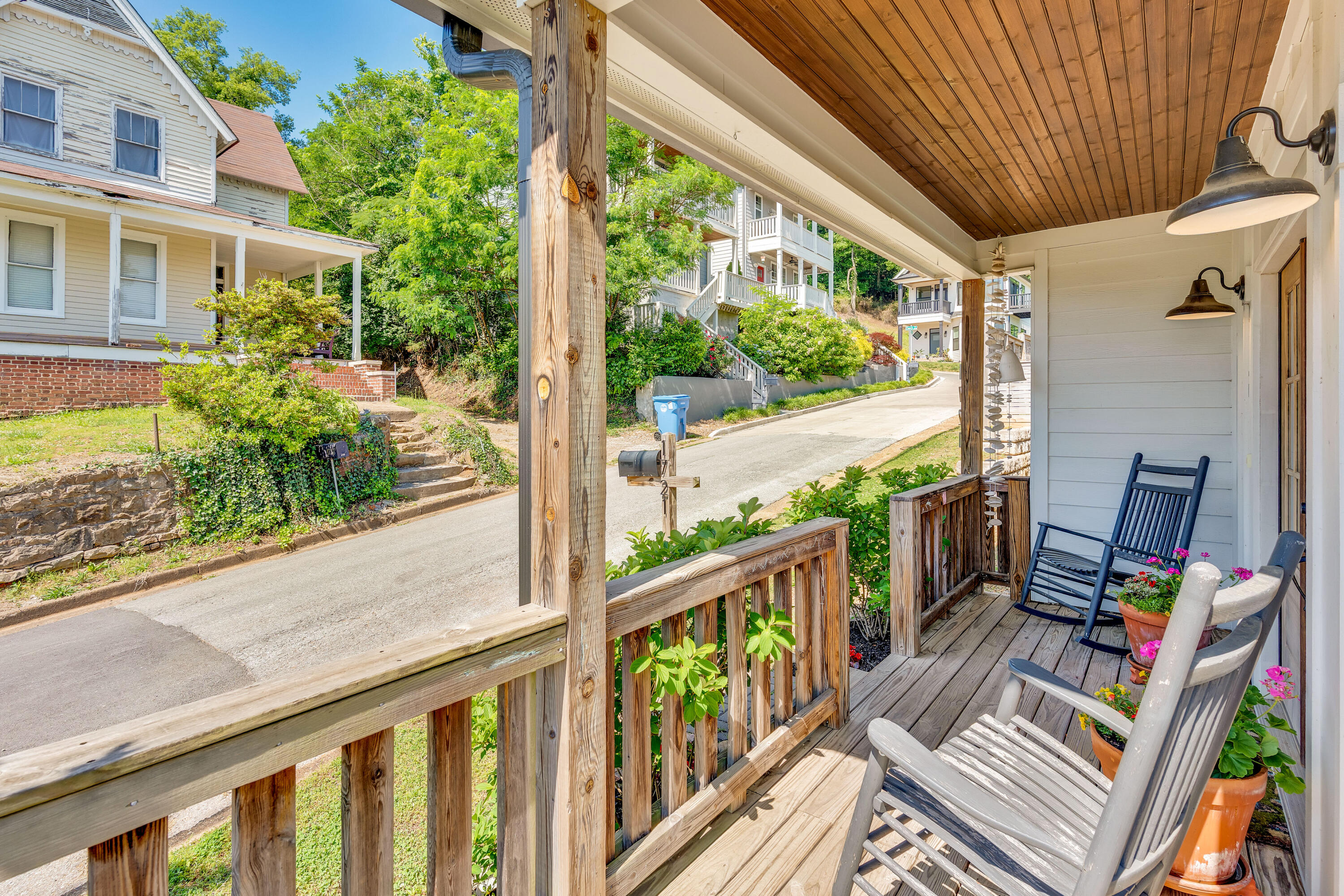 1721 W 39th Street