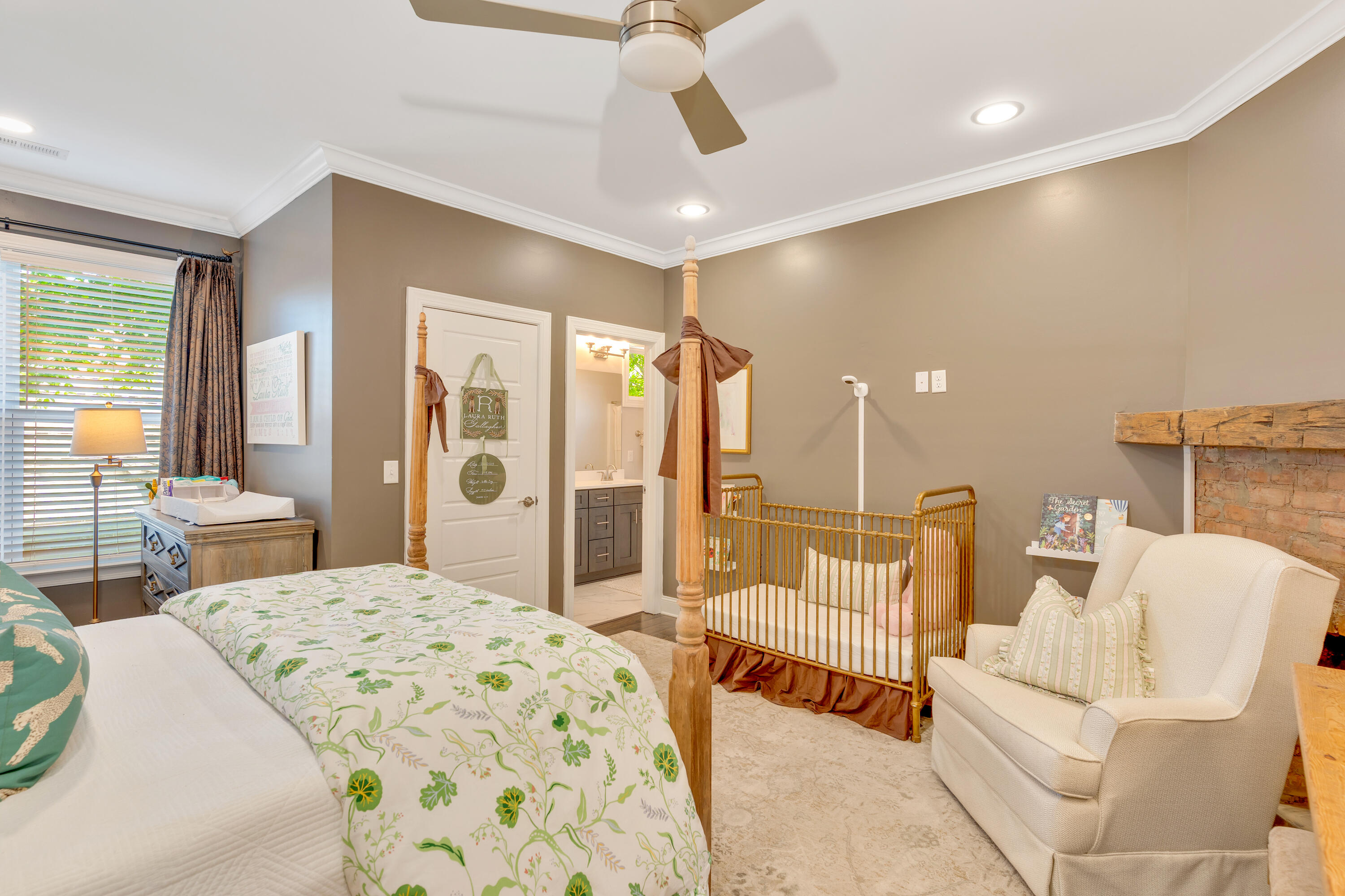 1721 W 39th Street