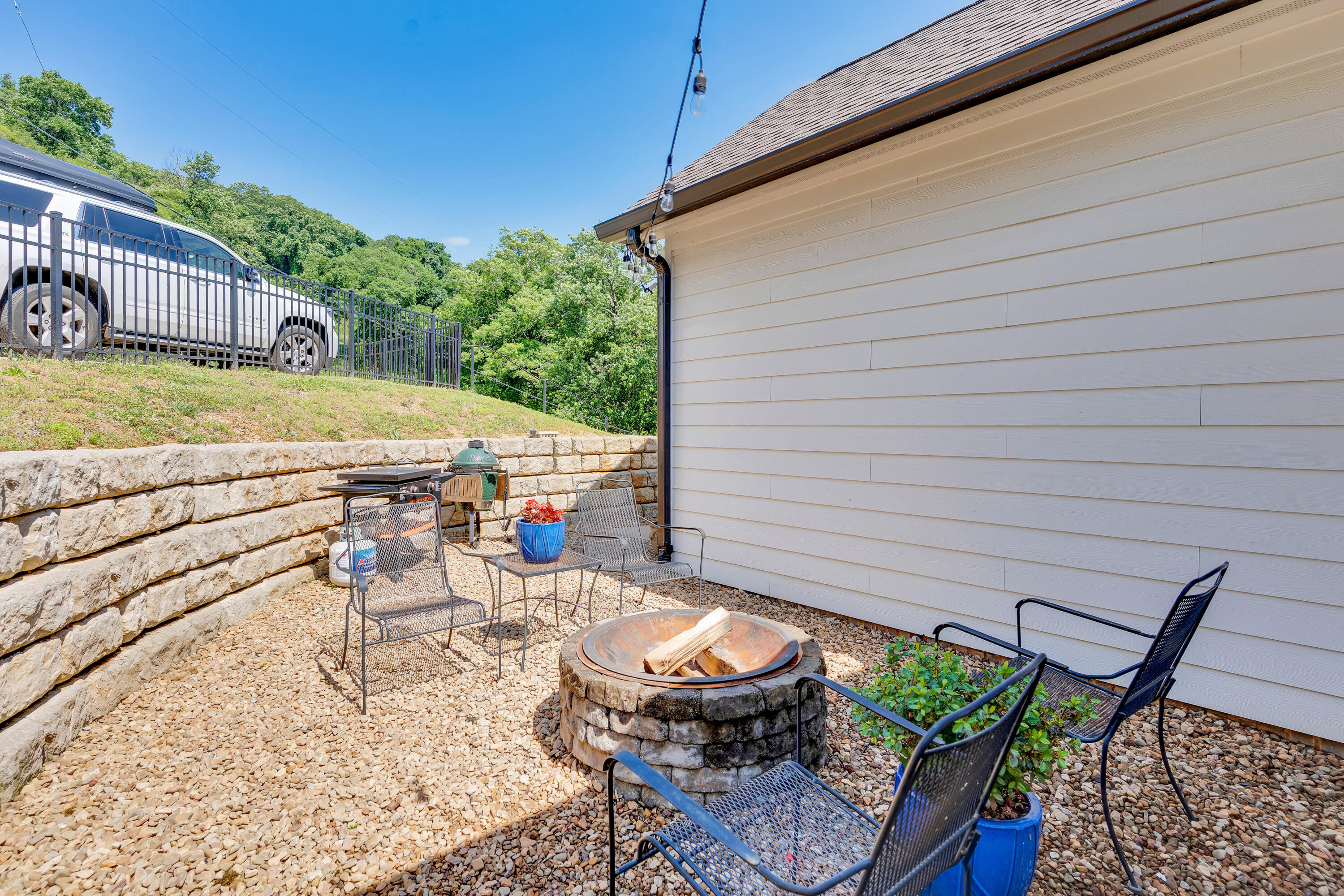 1721 W 39th Street