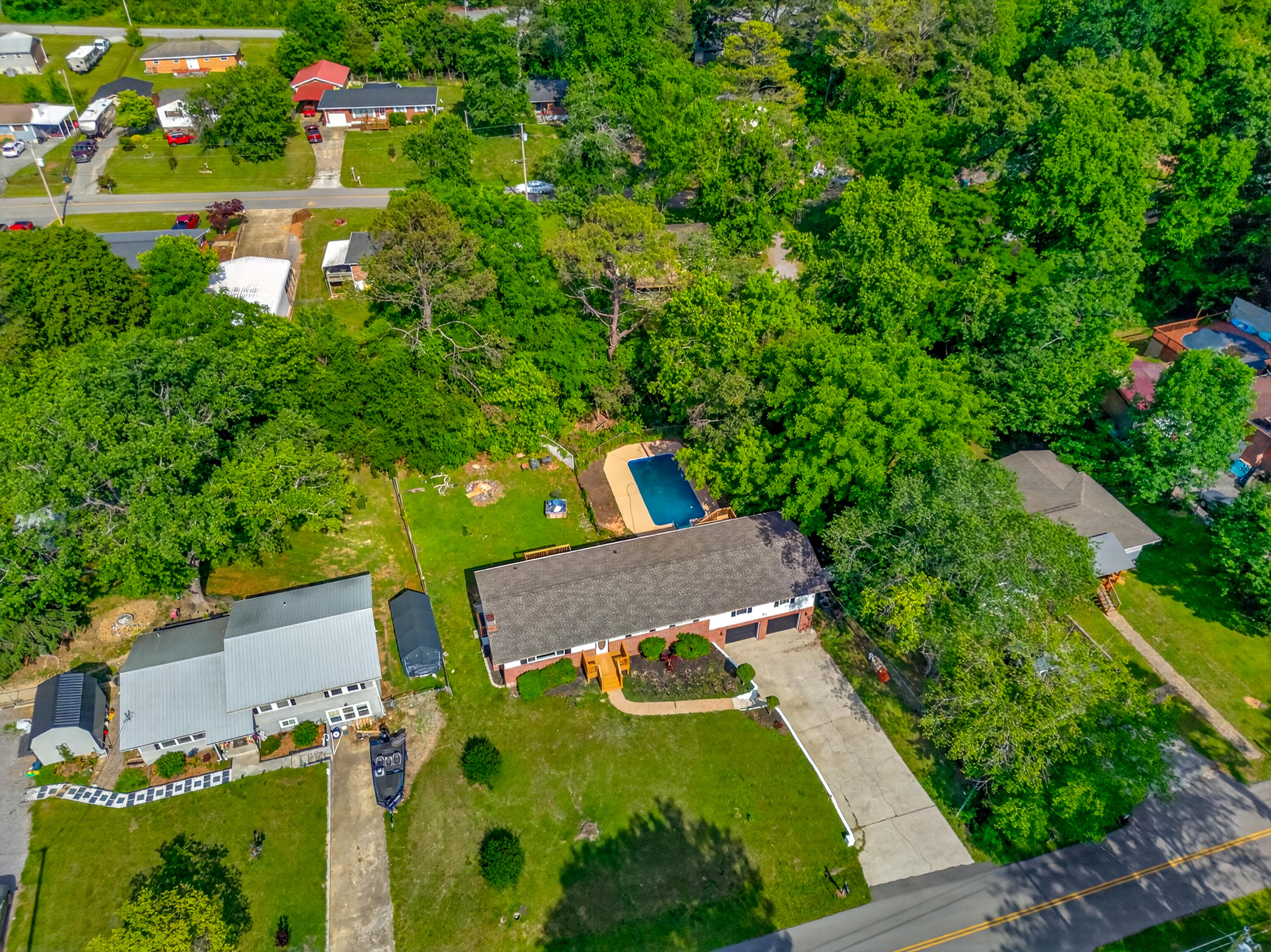 968 W Circle Drive