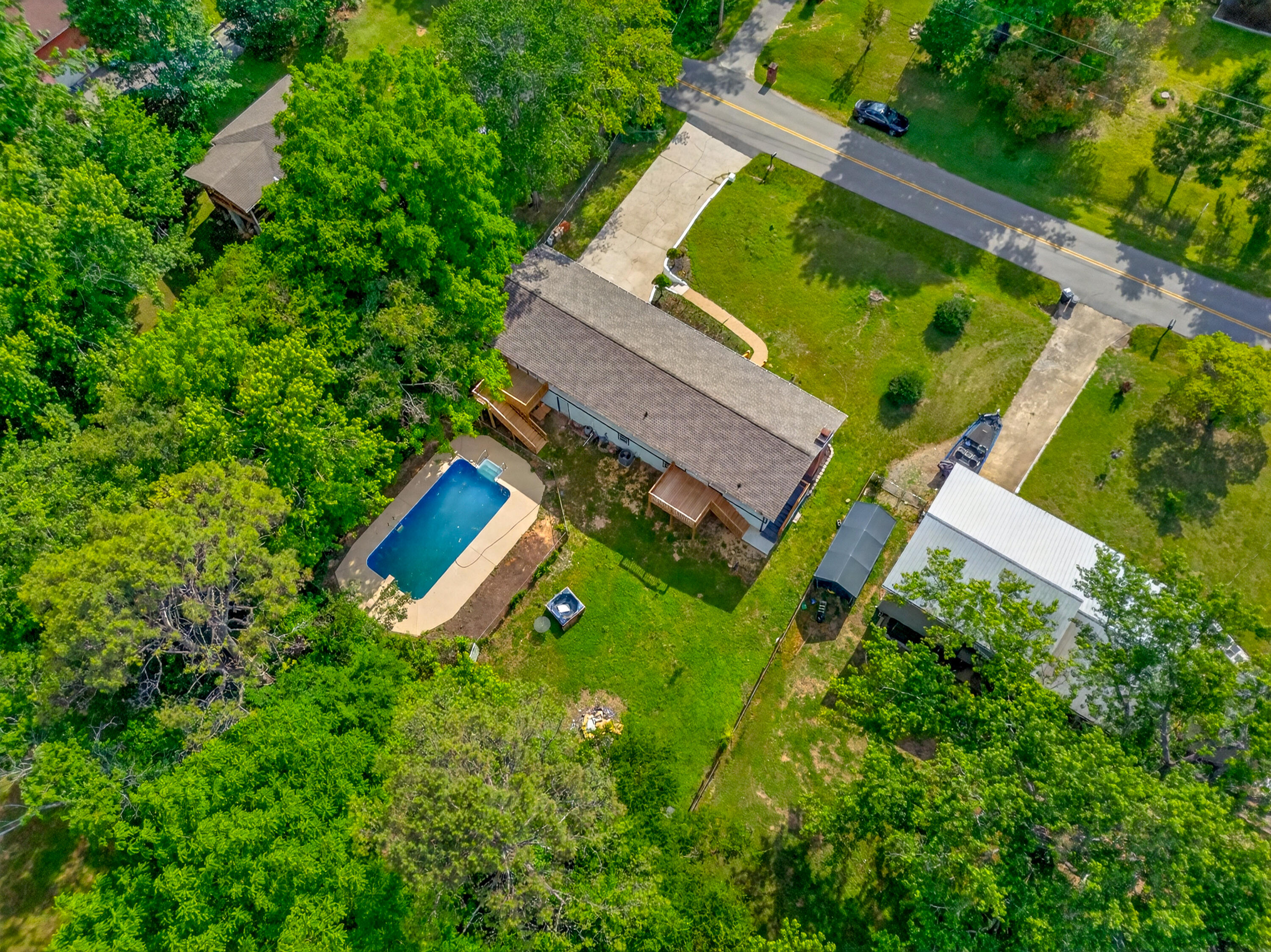 968 W Circle Drive