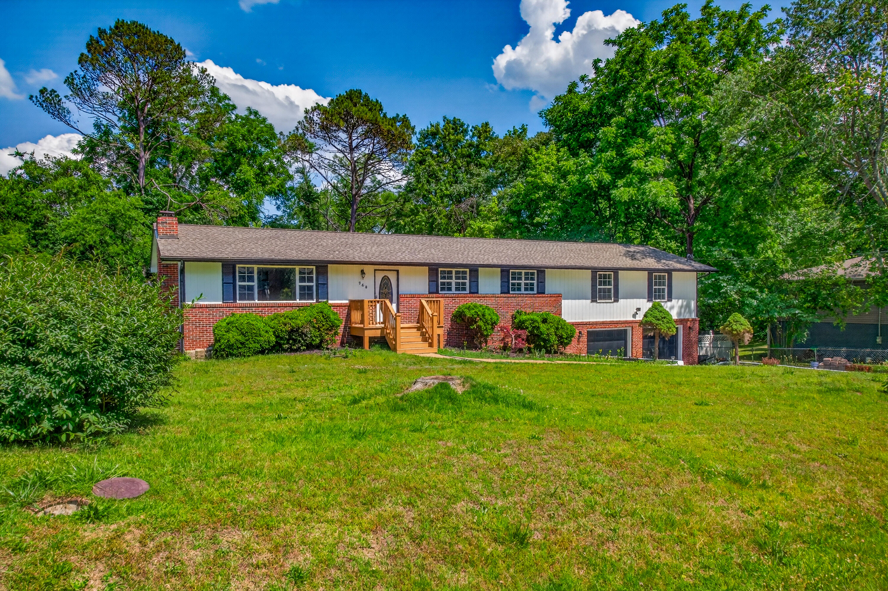 968 W Circle Drive