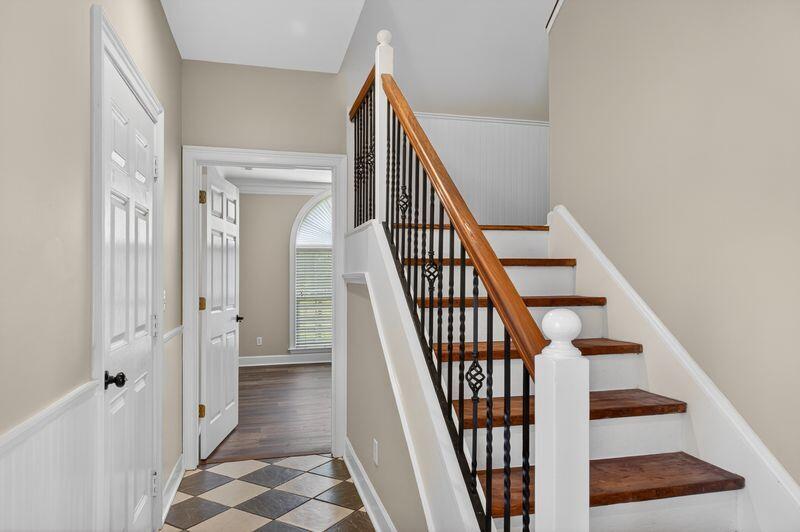 112 Dogwood Trail